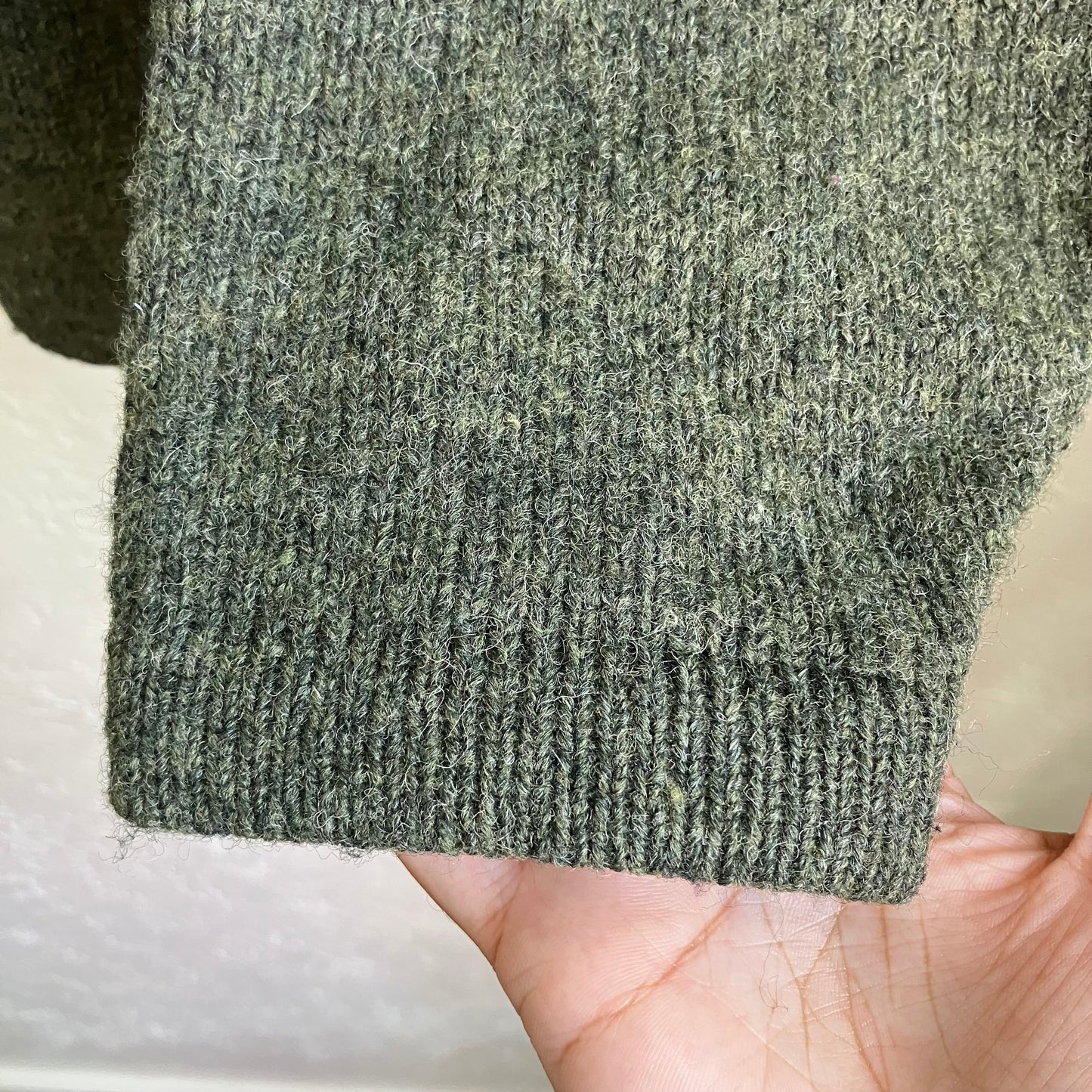 Vintage Woolrich Cozy Sweater Men’s Large