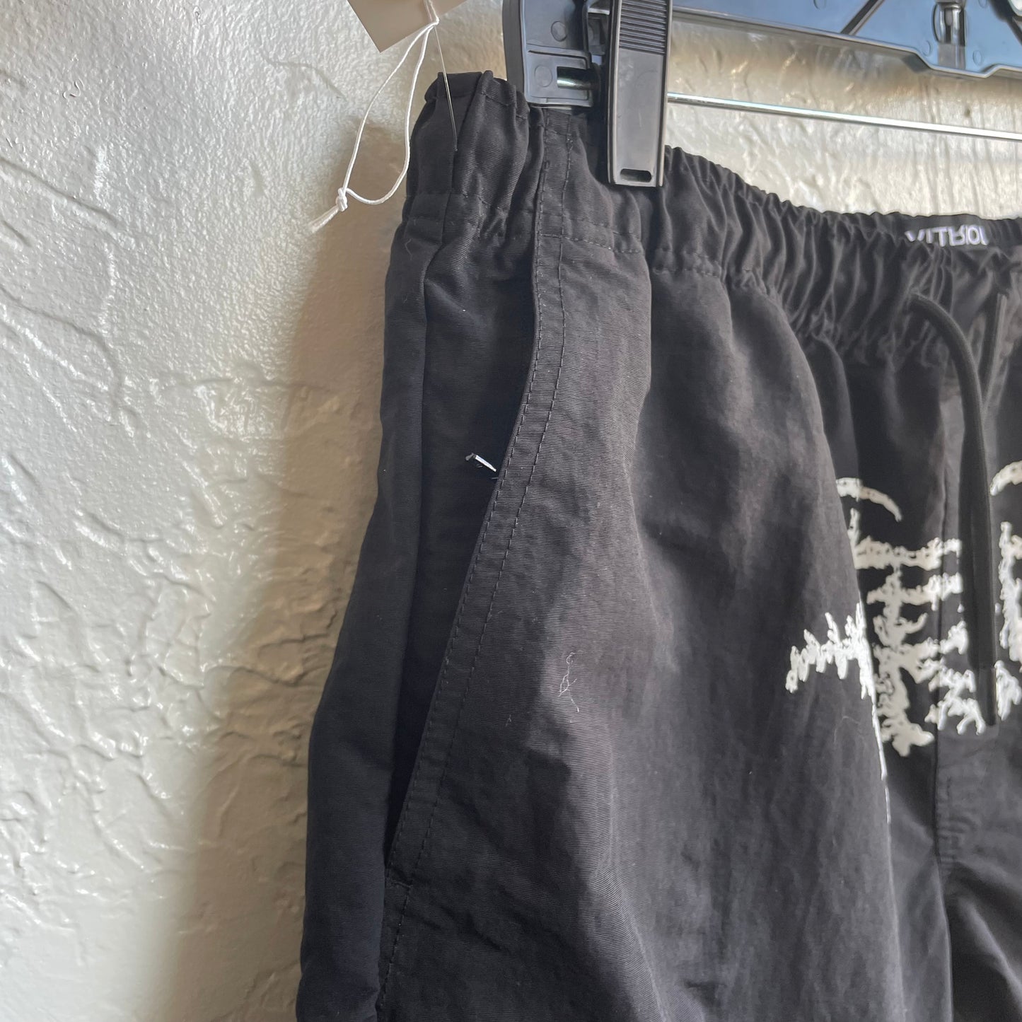 Vitriol Fushion Reaper Black Board Shorts | Size Medium