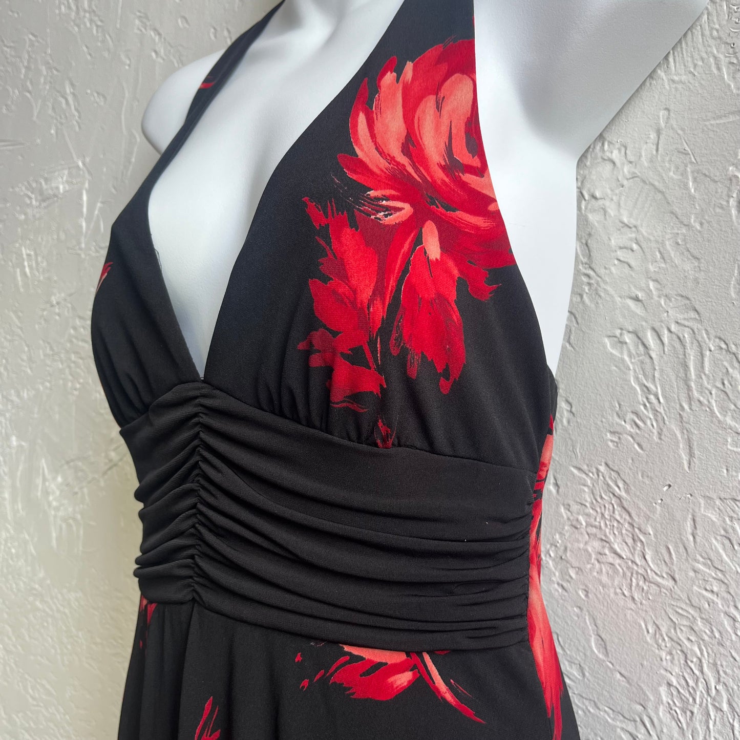 Black Red Floral Dress | Medium