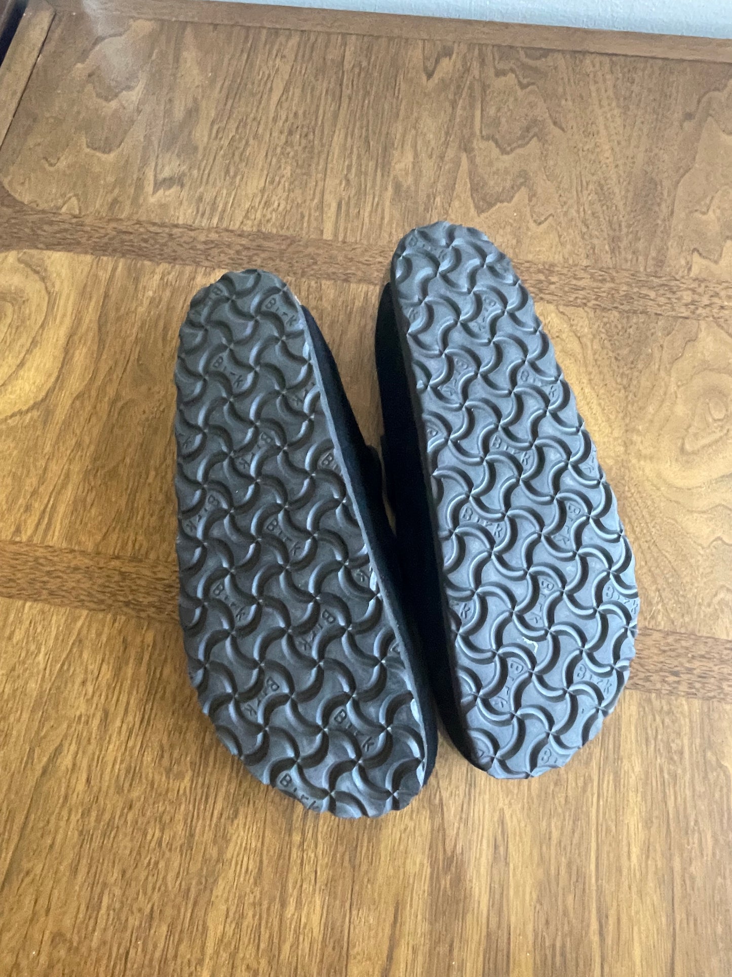 Birkenstock Suede Boston Soft Footbed | Size 6.5