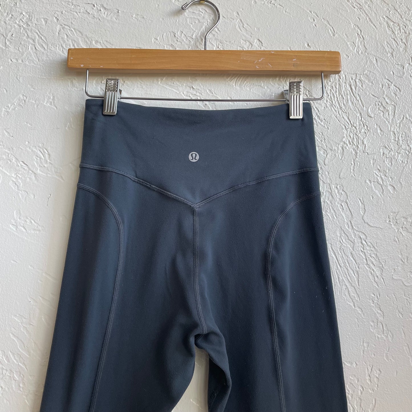 Lululemon Mid Rise Capri Leggings Graphite Grey | Small