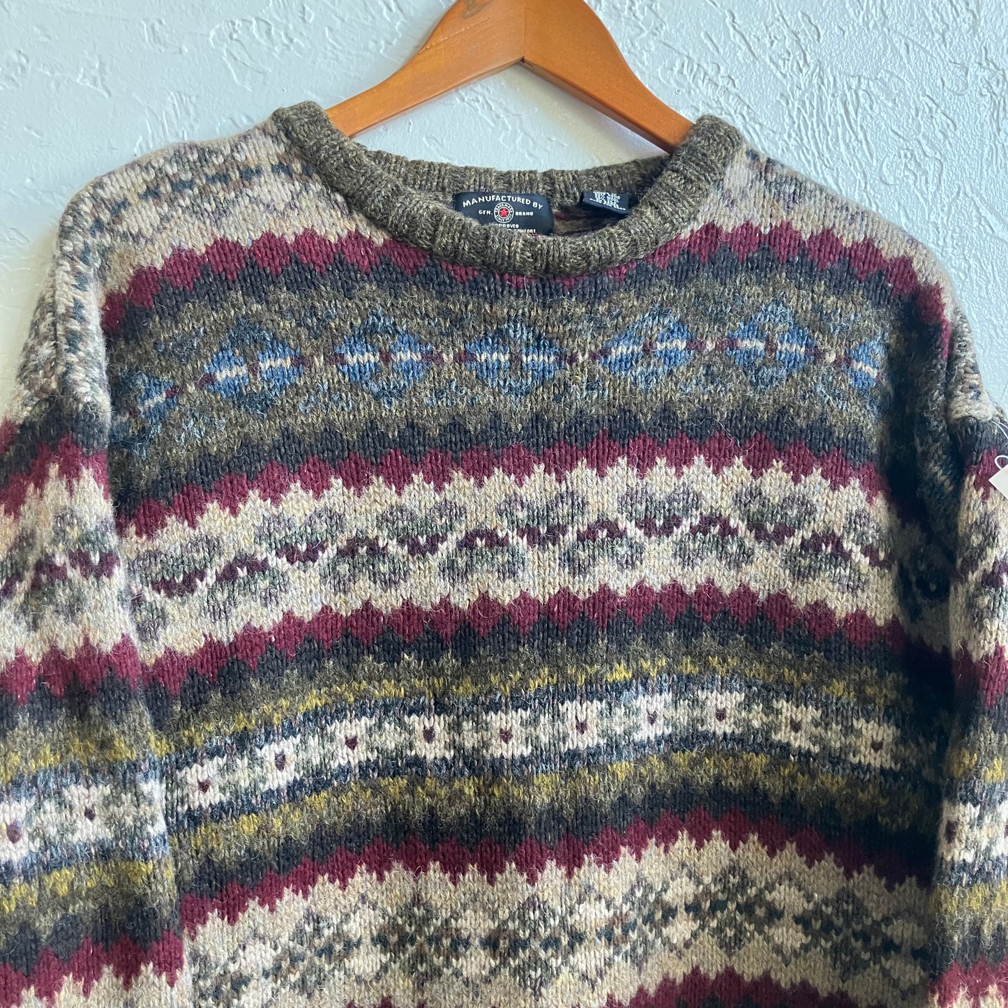 American Eagle Wool/Silk Sweater Men’s Large