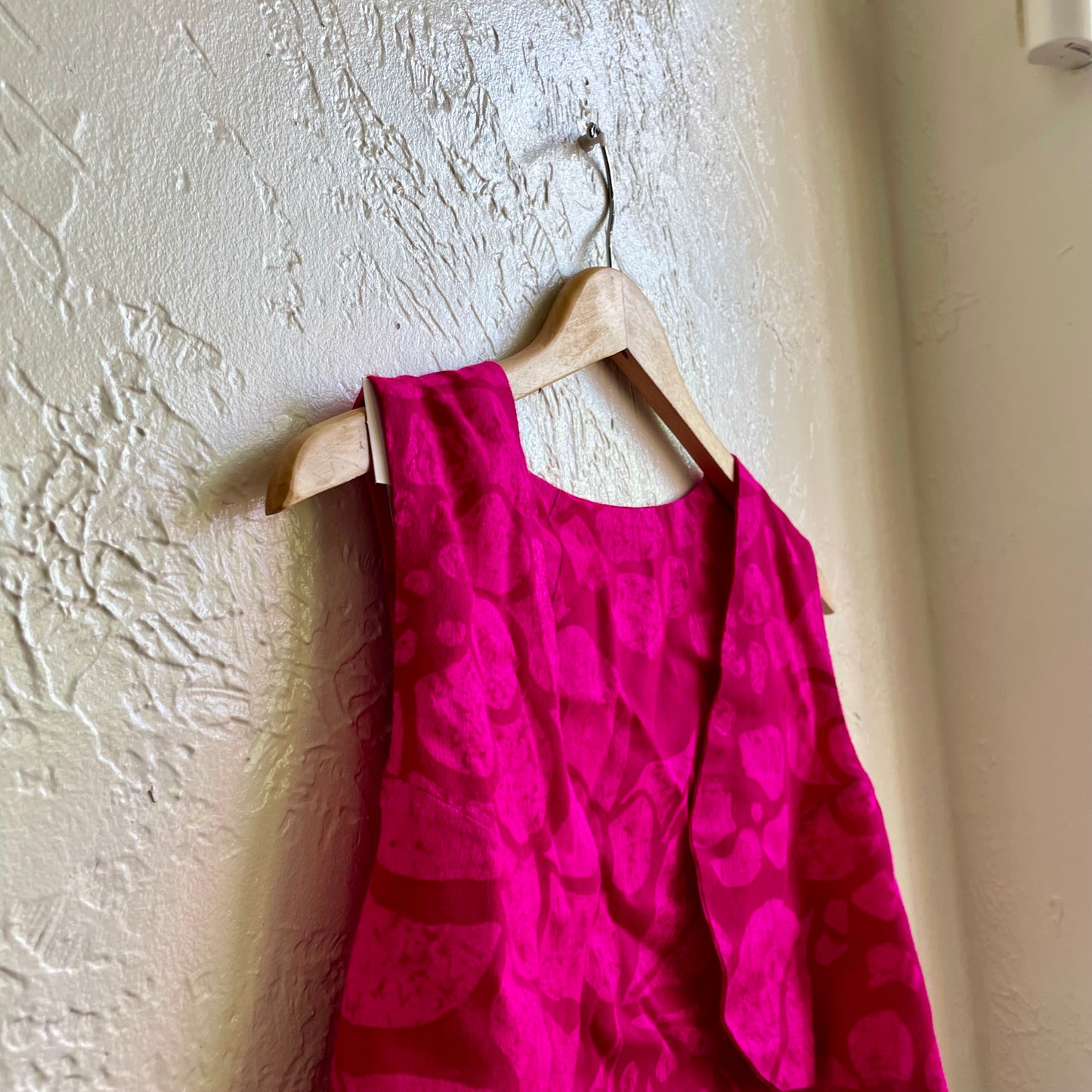Magenta Colored Cropped Vest With Pink Spots | Small