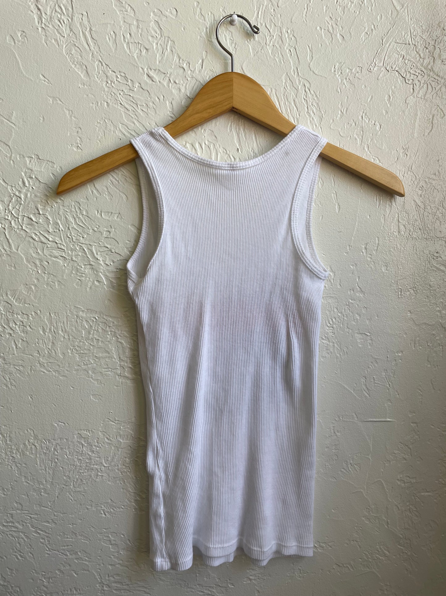 Hooters White Tank Top Size | Medium/Small