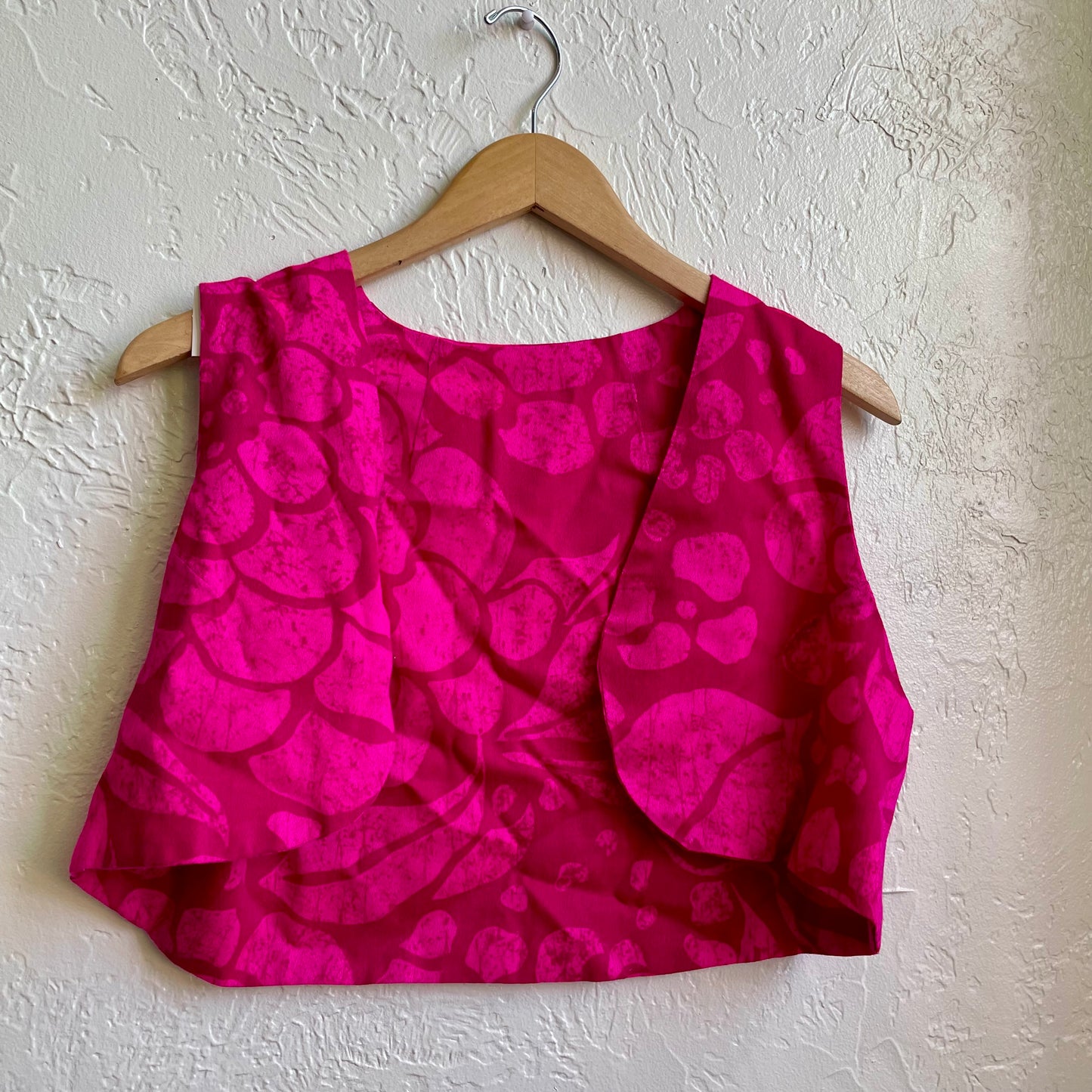 Magenta Colored Cropped Vest With Pink Spots | Small