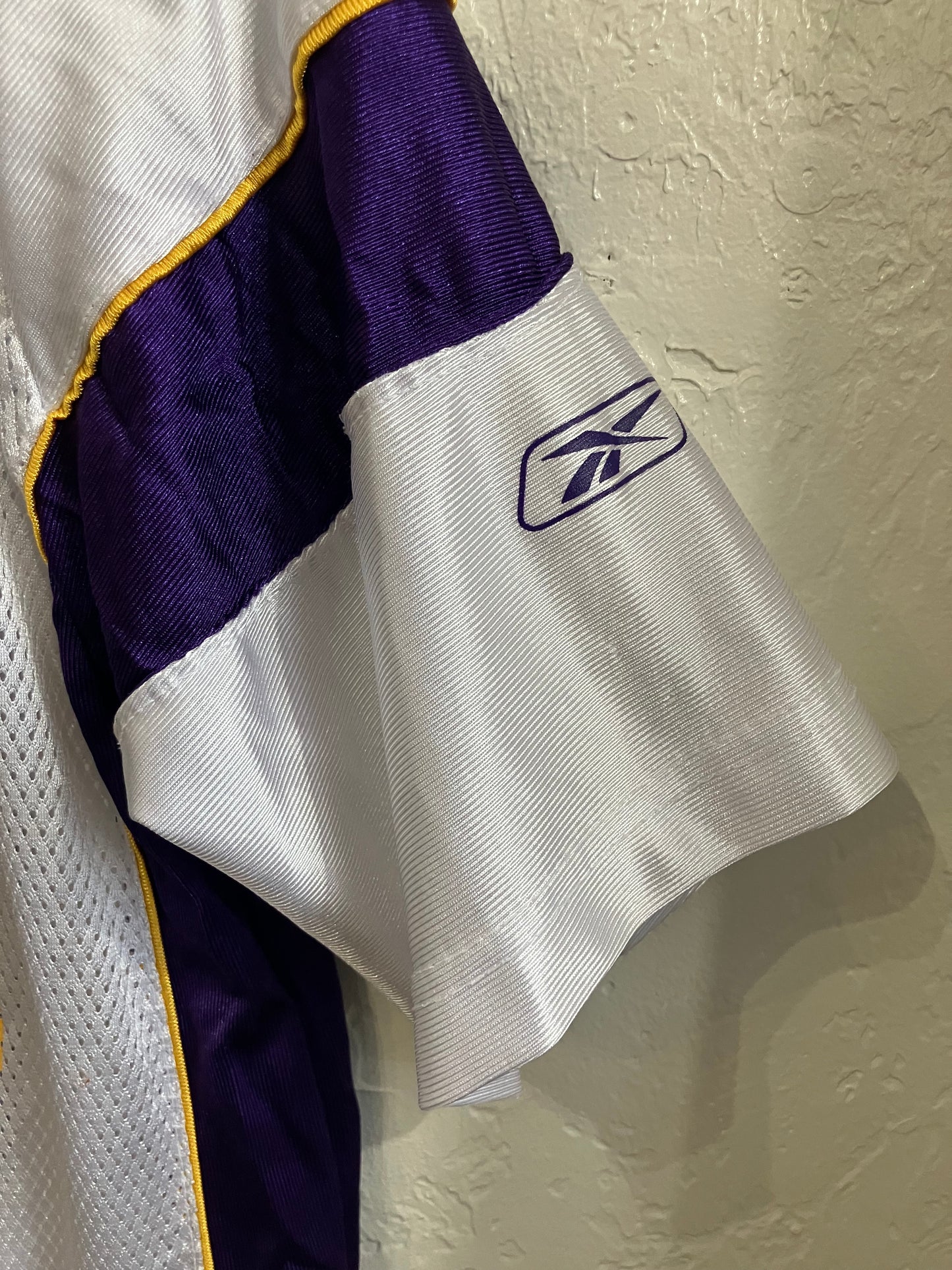 Vintage Reebok NFL Adrian Peterson #28 Minnesota Vikings Jersey