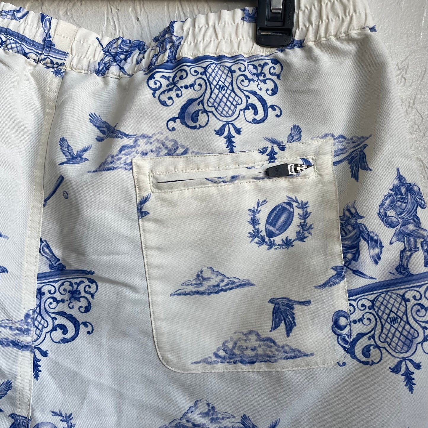UNDEFEATED SS23 Casual Summer Shorts Size XL