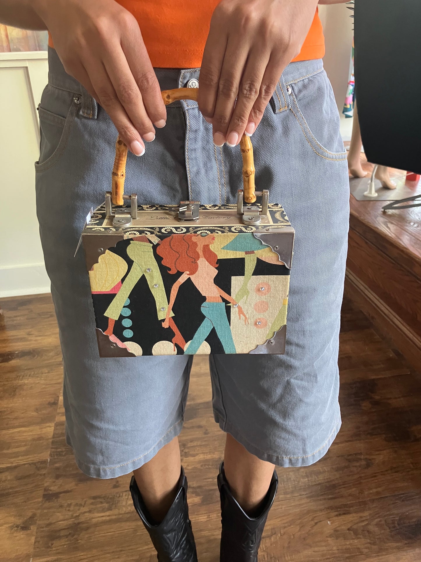 Repurpose Cigar Box Purse