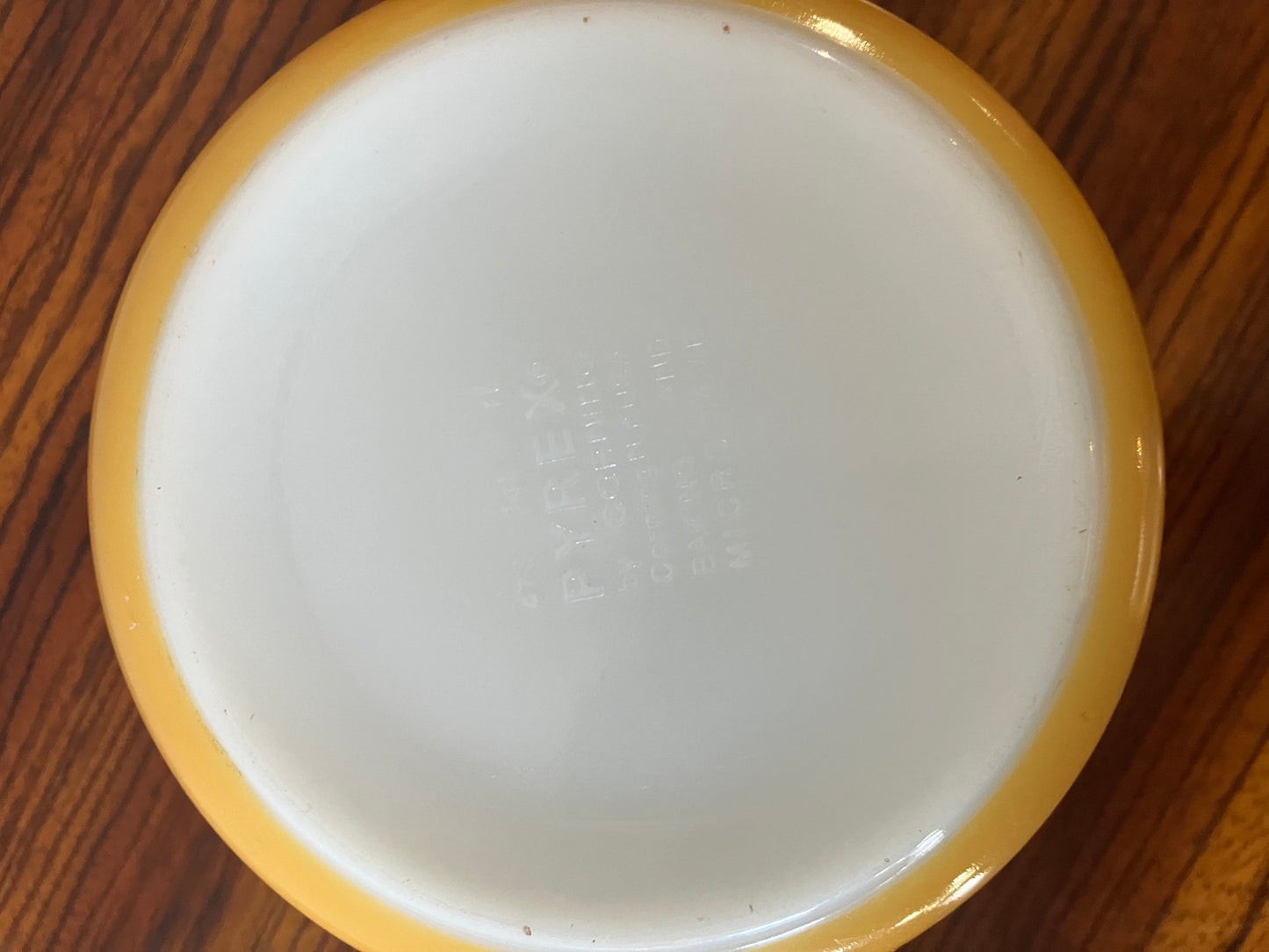 Pyrex Butterfly Cinderella 2 Piece Set