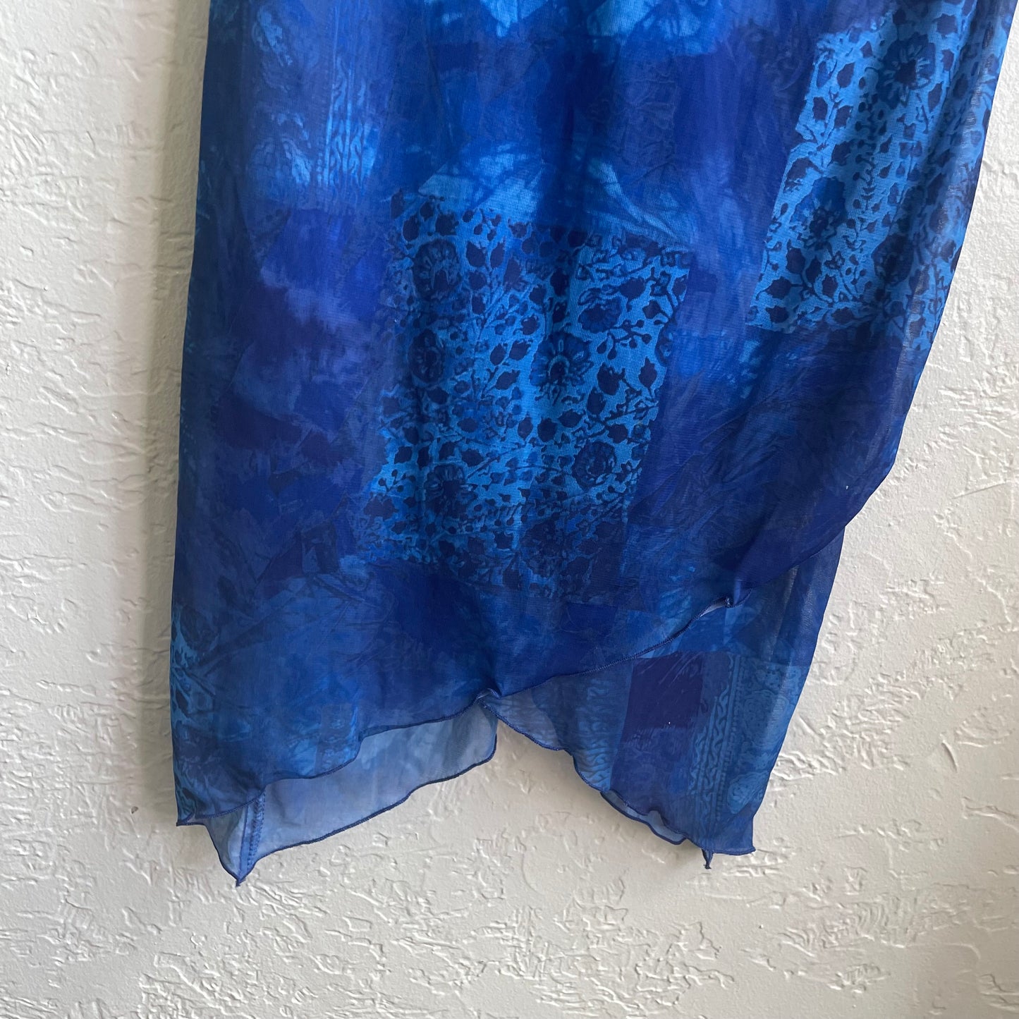 90’s Blue Sequin and Abstract Pattern Dress | Medium