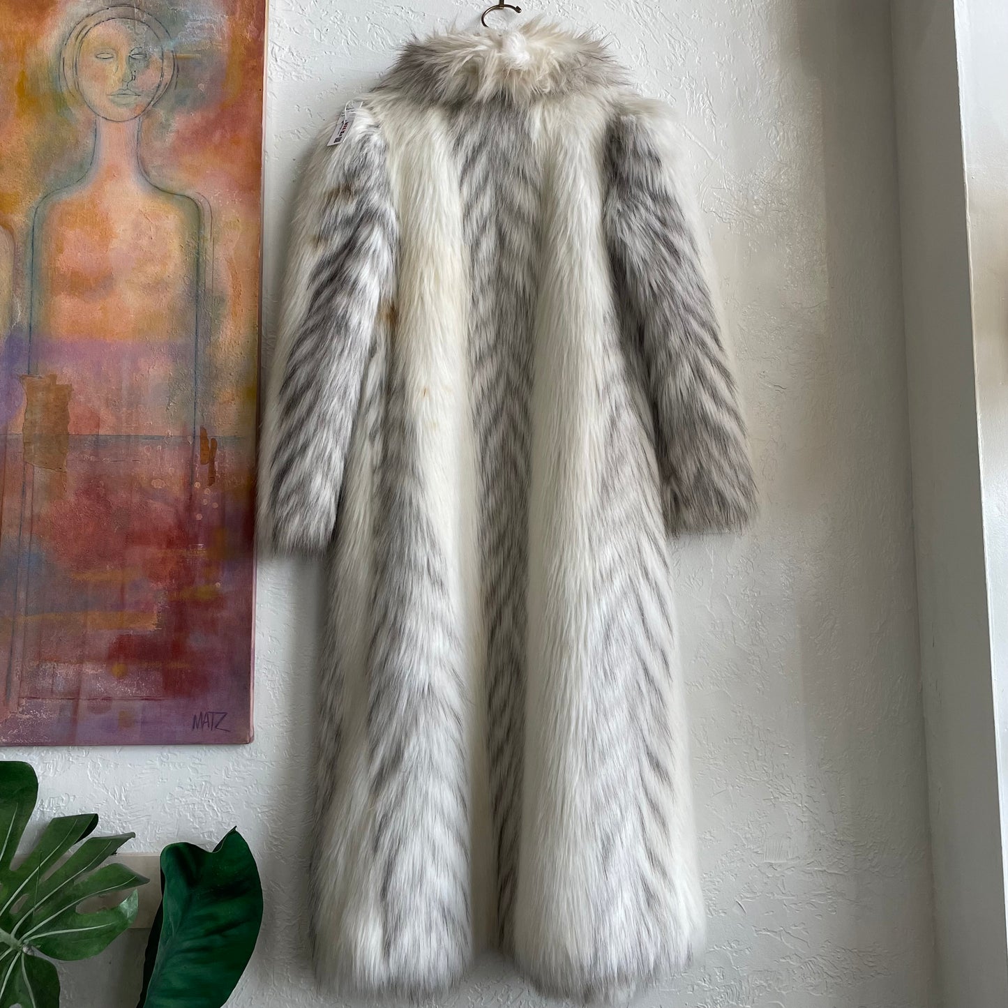 Faux Fur Coat with White and Silver Artic Fox | Medium