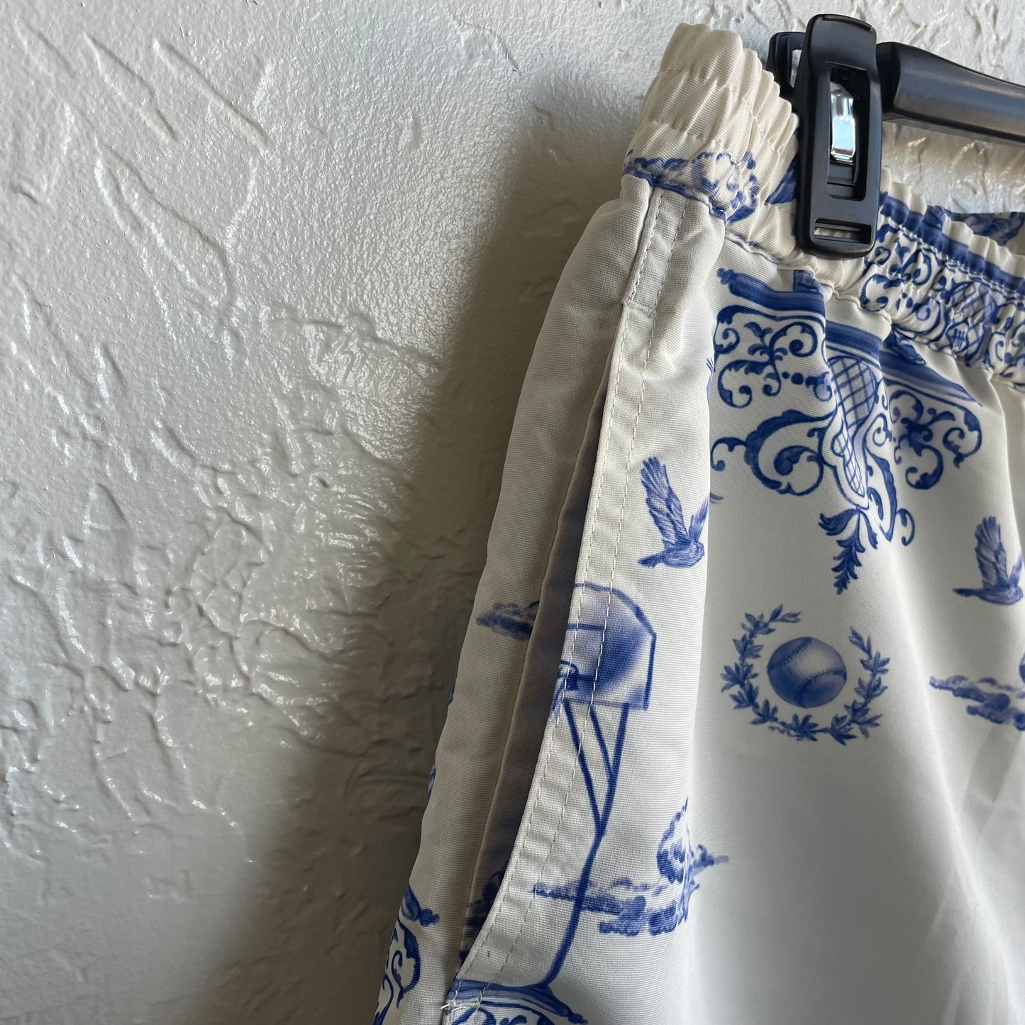 UNDEFEATED SS23 Casual Summer Shorts Size XL