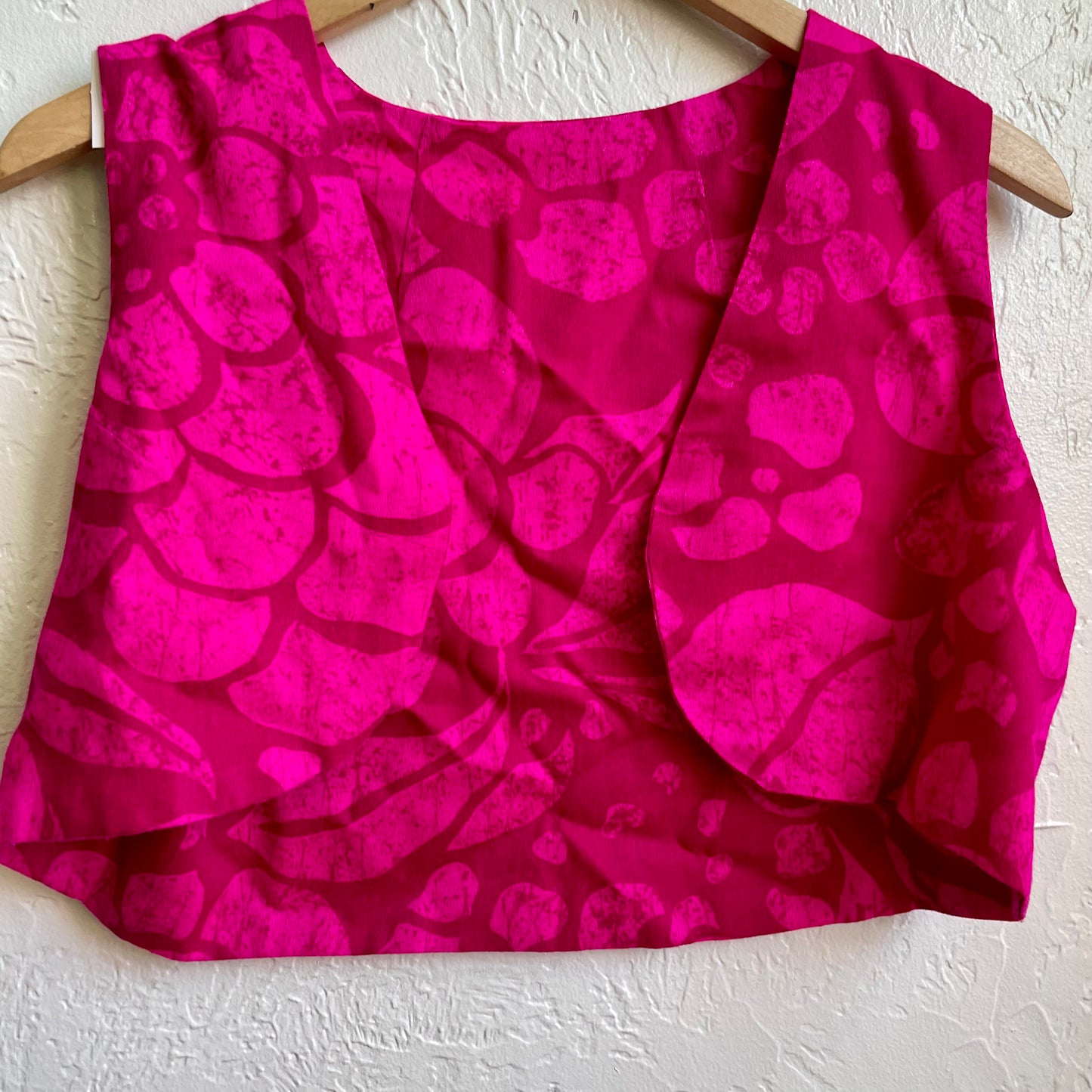Magenta Colored Cropped Vest With Pink Spots | Small