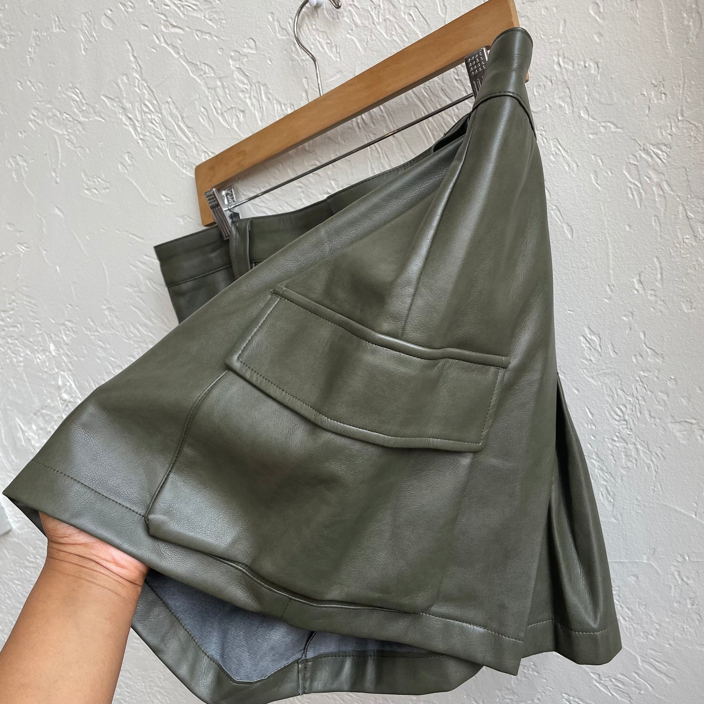 Faux Leather Cargo Skort | XXL/18