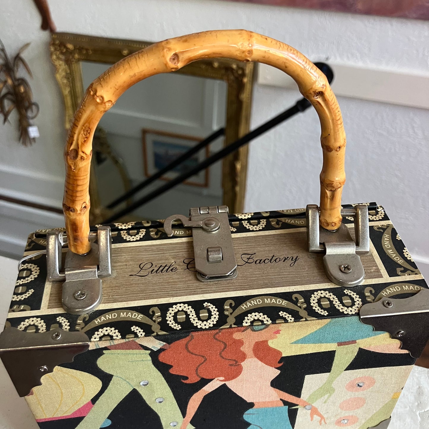 Repurpose Cigar Box Purse