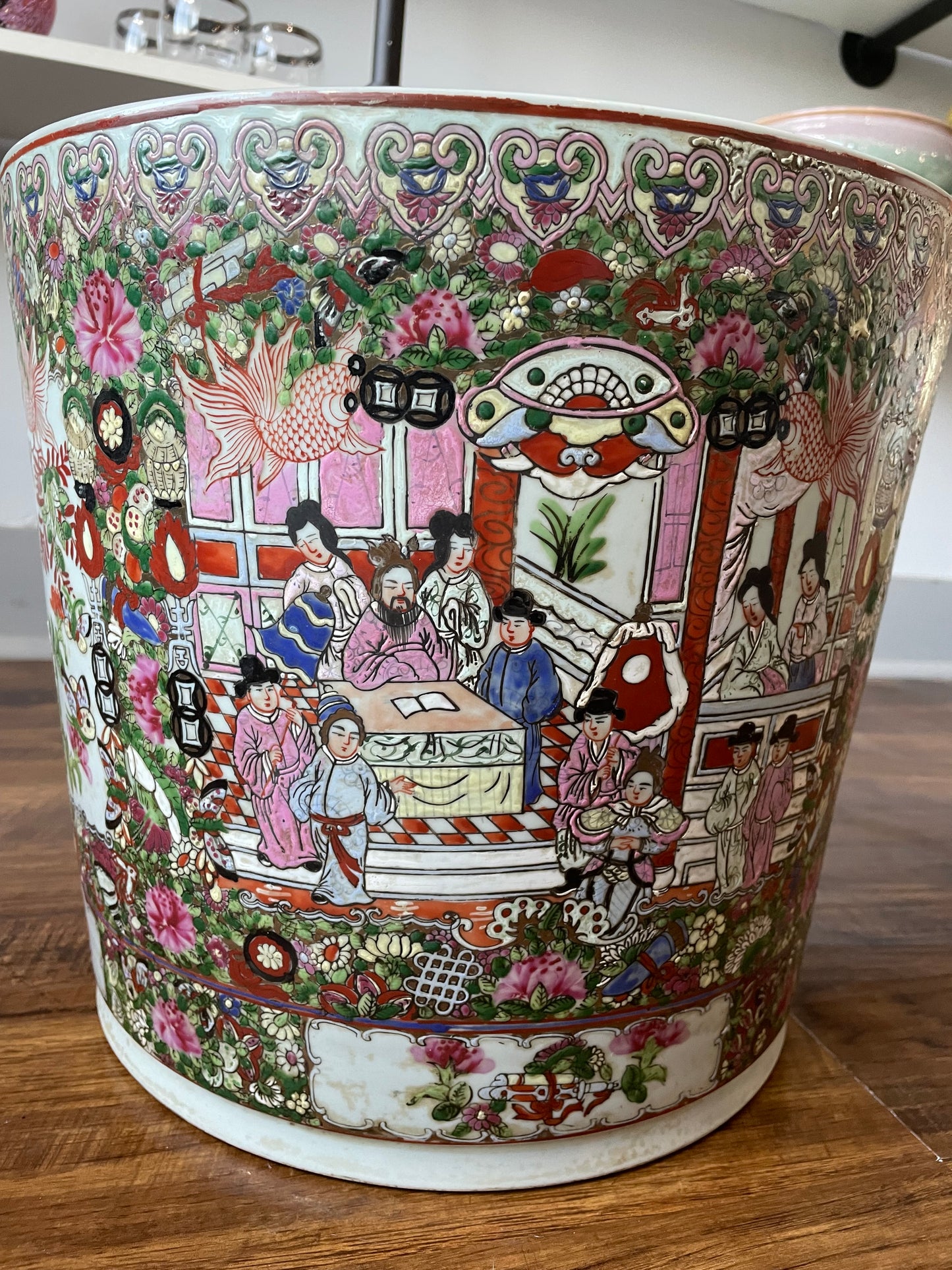 Chinese Porcelain Rose Medallion Planter