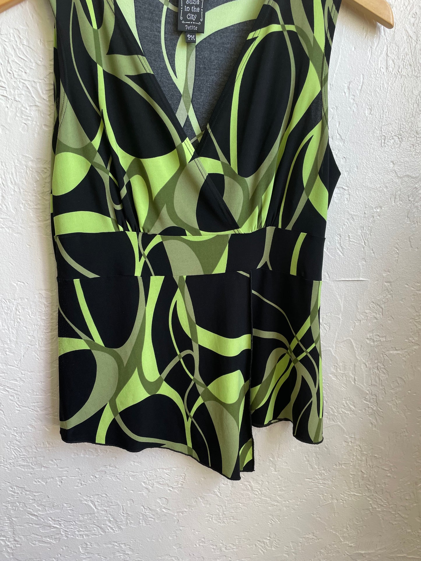 Y2K Green/Black Top Medium