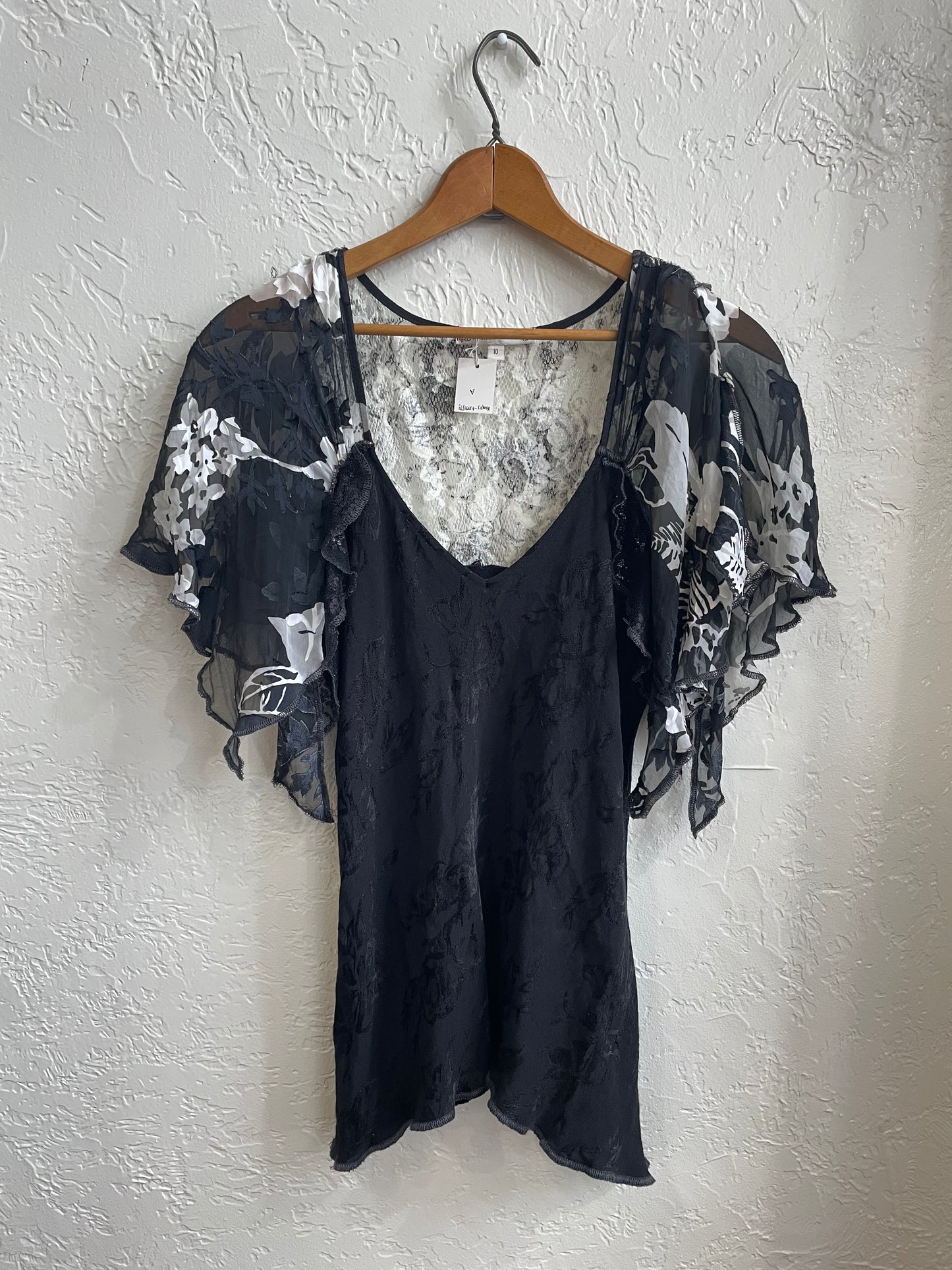 Y2K Ruffle Lace Top | Medium