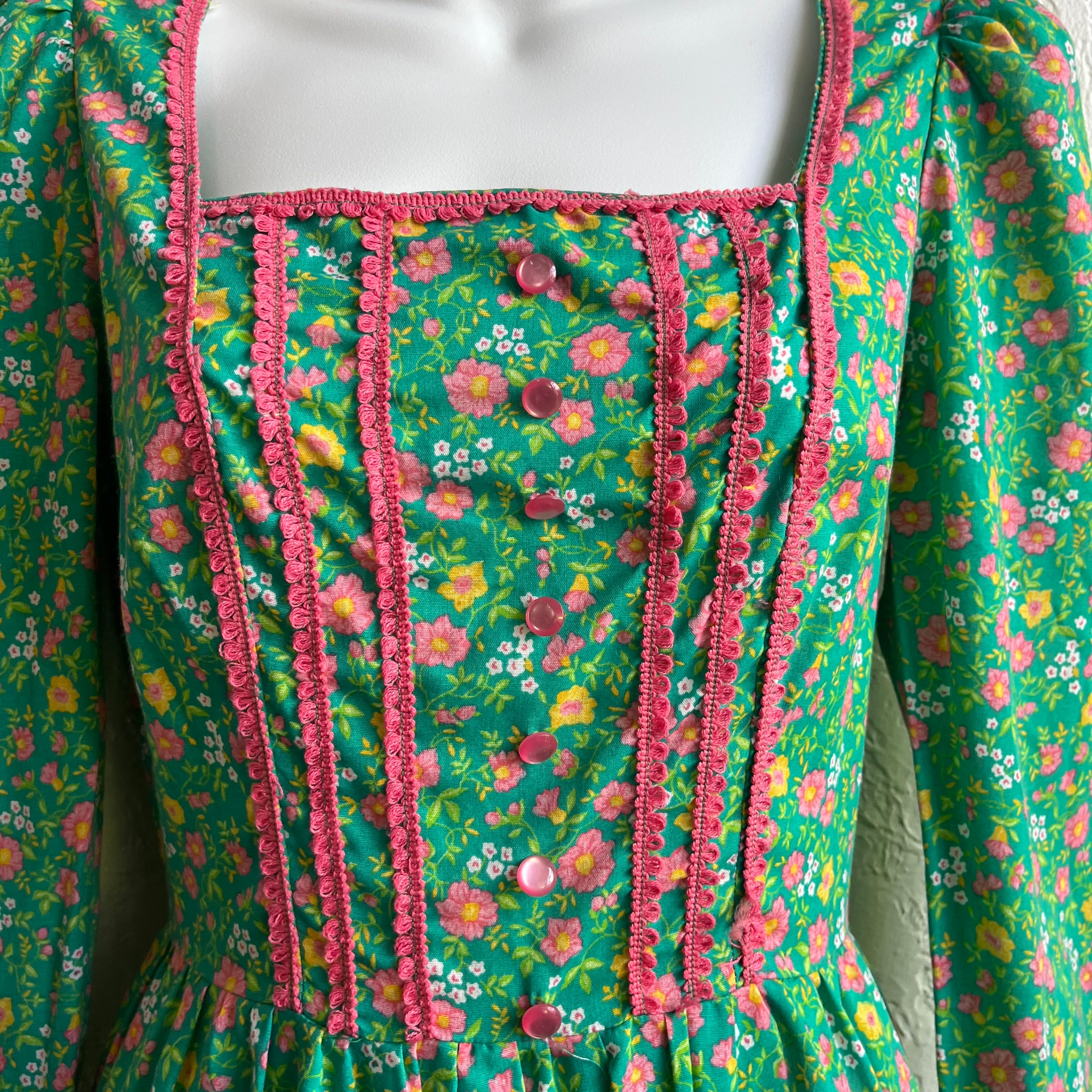 70’s Green Floral Maxi Dress | XS