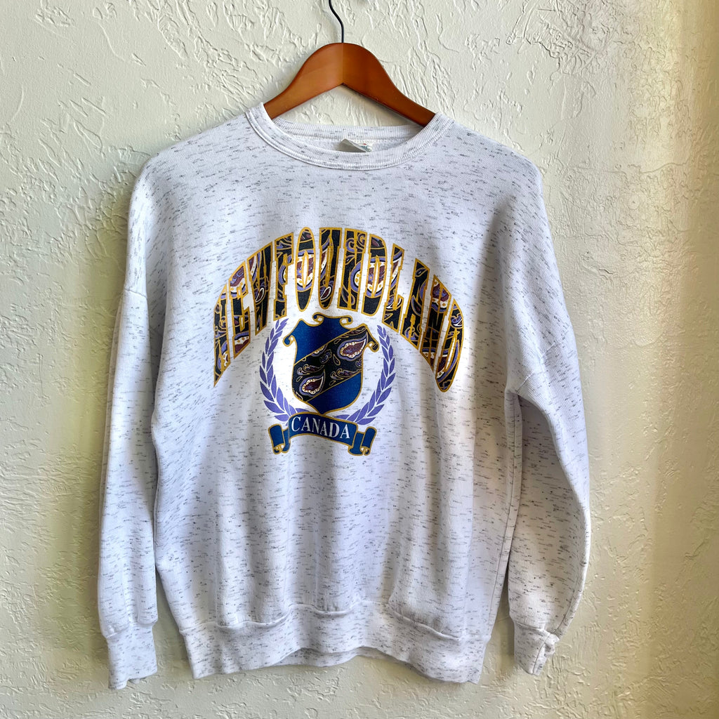 Grey Canada Crewneck Sweater | Large