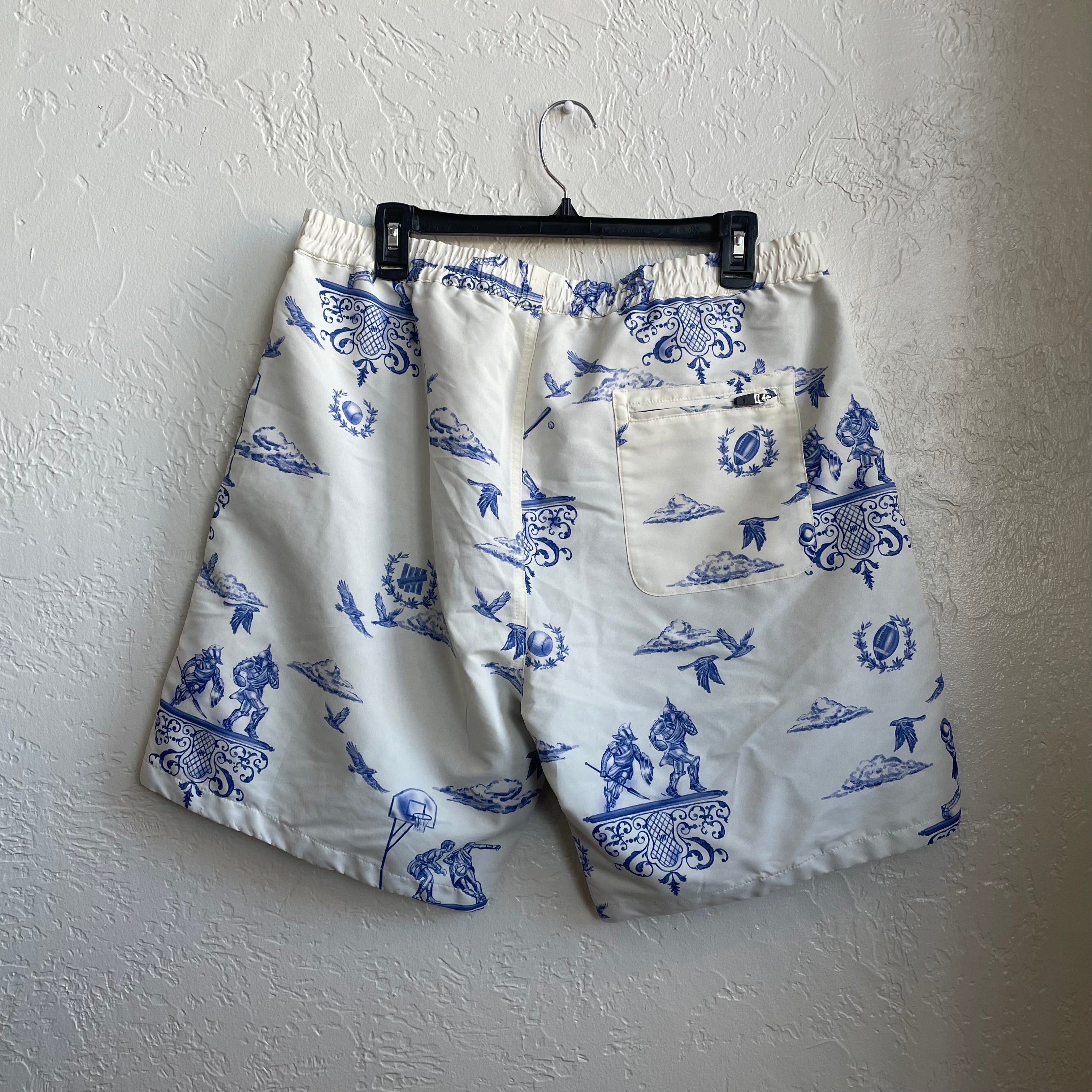 UNDEFEATED SS23 Casual Summer Shorts Size XL