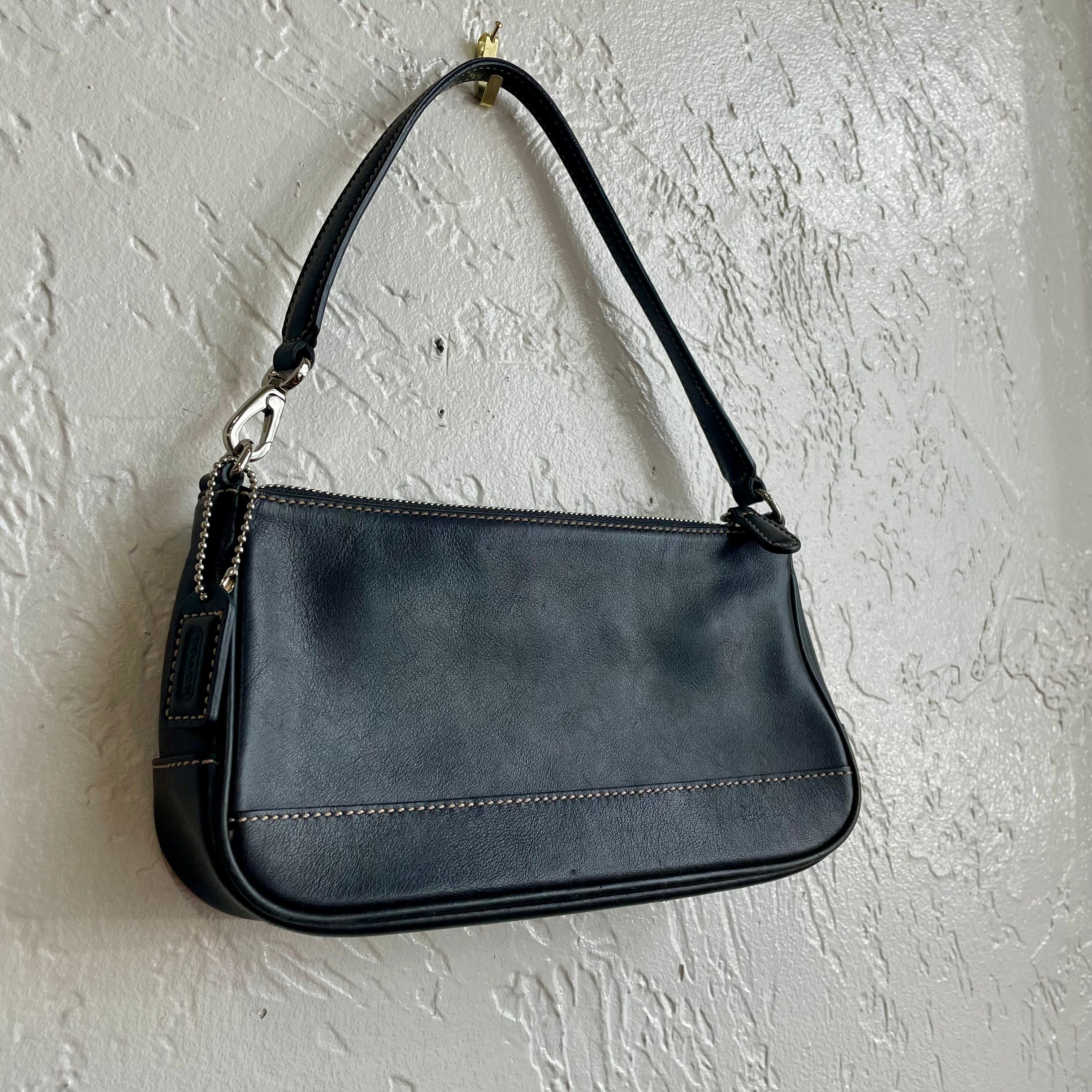 Coach Hamptons Leather Demi Pouch Shoulder Baguette 2001 #7785