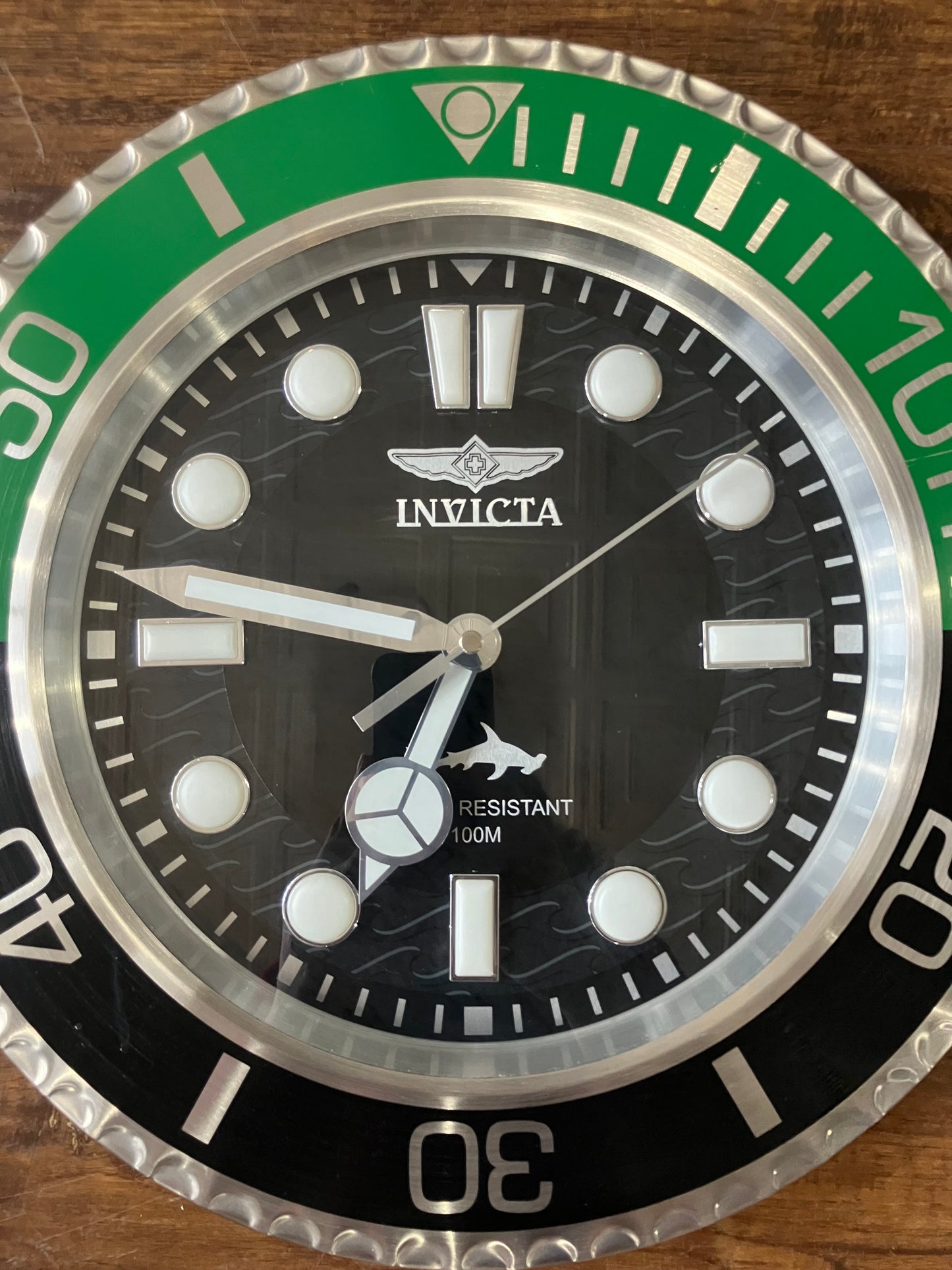 Invicta Hammerhead Shark Pro Diver Green-Black Bezel Black Dial Quartz 14" Wall Clock