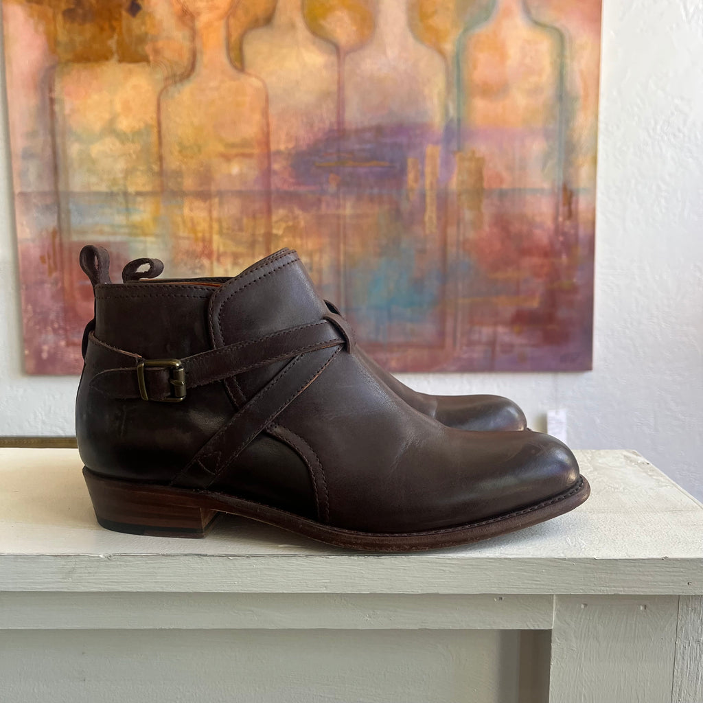 Frye Dorado Jodphur Leather Booties in Chocolate | 9M