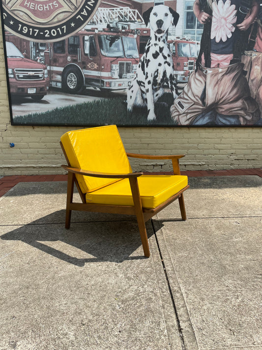 Mid-Century Yellow Vinyl Cushion Lounge Chair