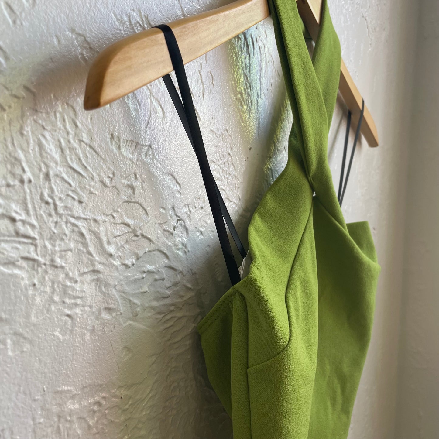Green matchw colored strapless crop top | Small