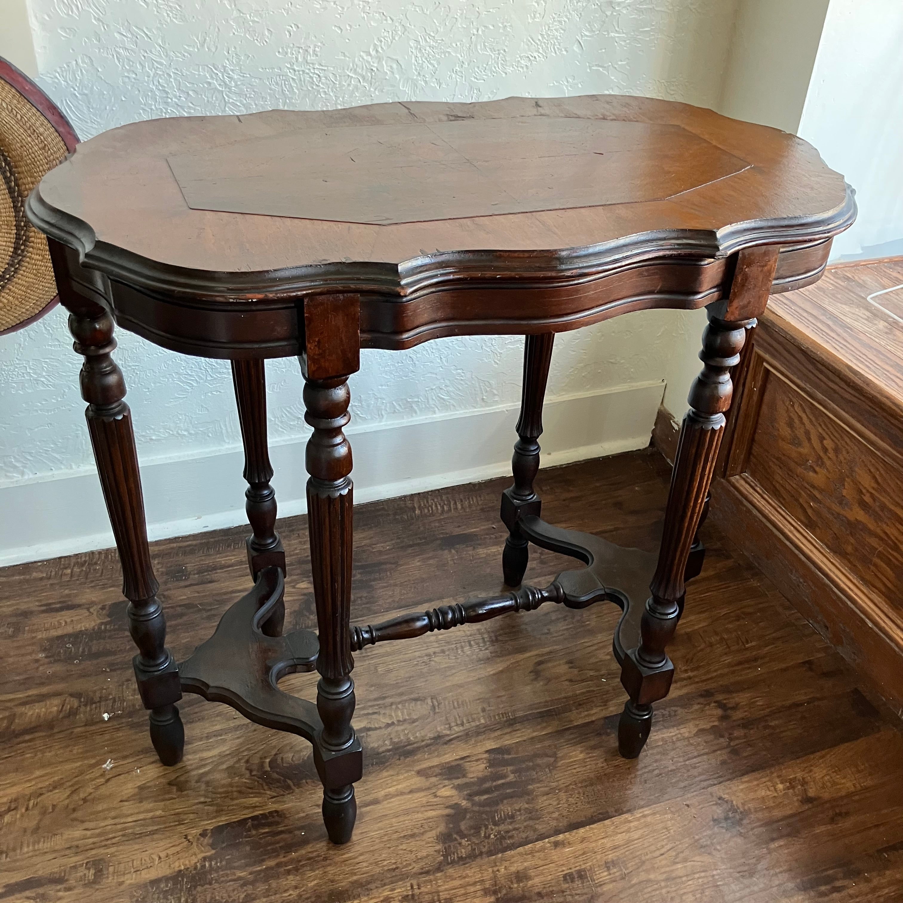 Mahogany 6 Leg Parlor Table Early 20th Century