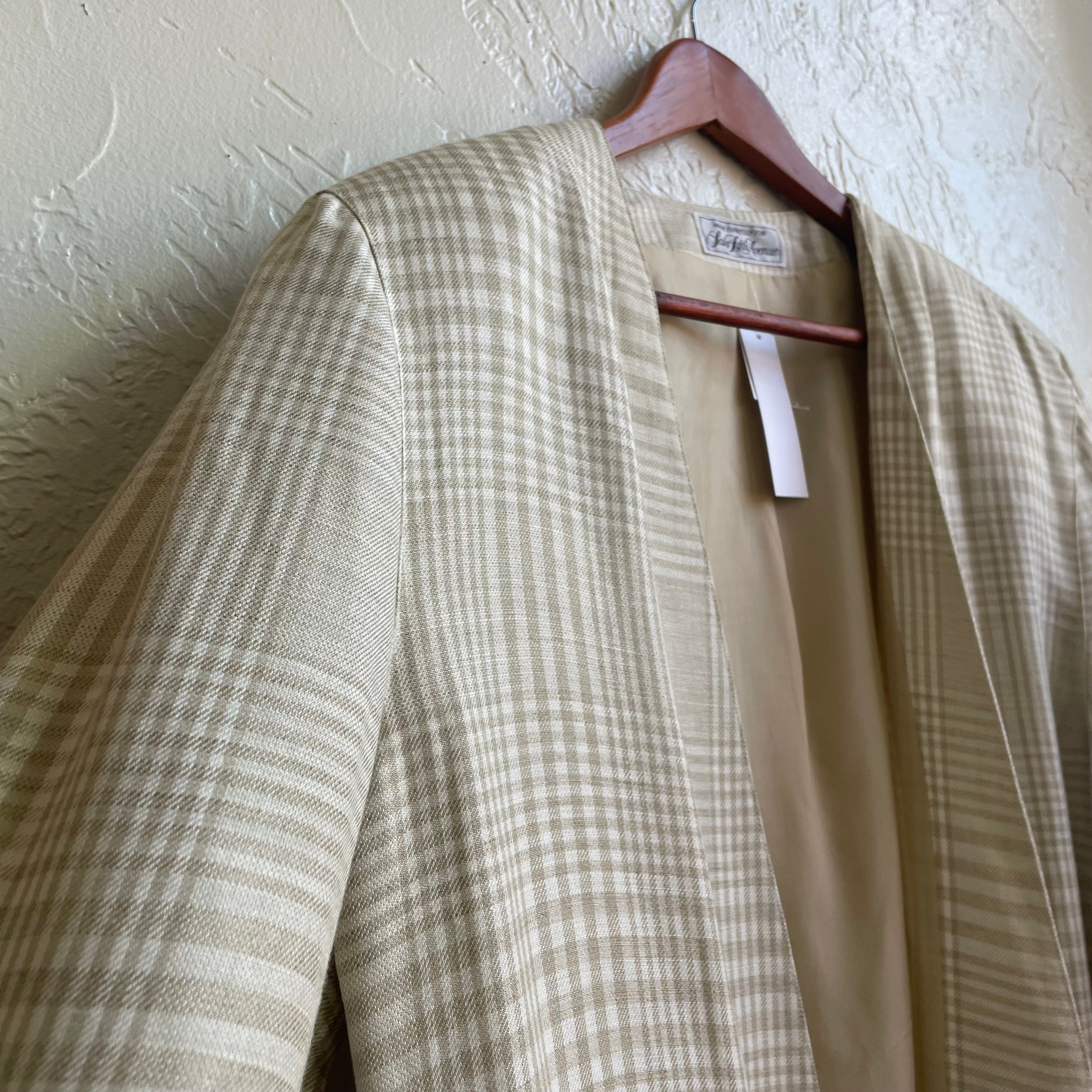 Tan Saks Fifth Avenue Plaid Button Down Jacket | Large