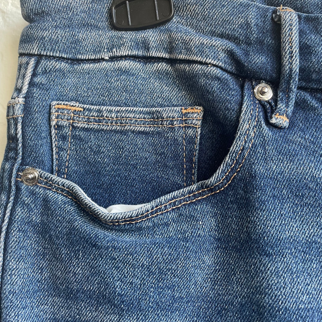 Good American Stretch Medium Wash Blue Jeans | Size 10/Large