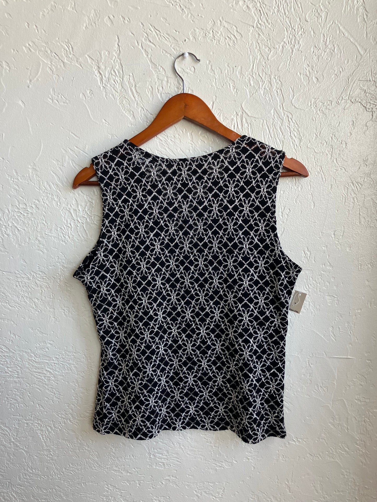 Y2K Black White Flower Sleeveless Top Medium