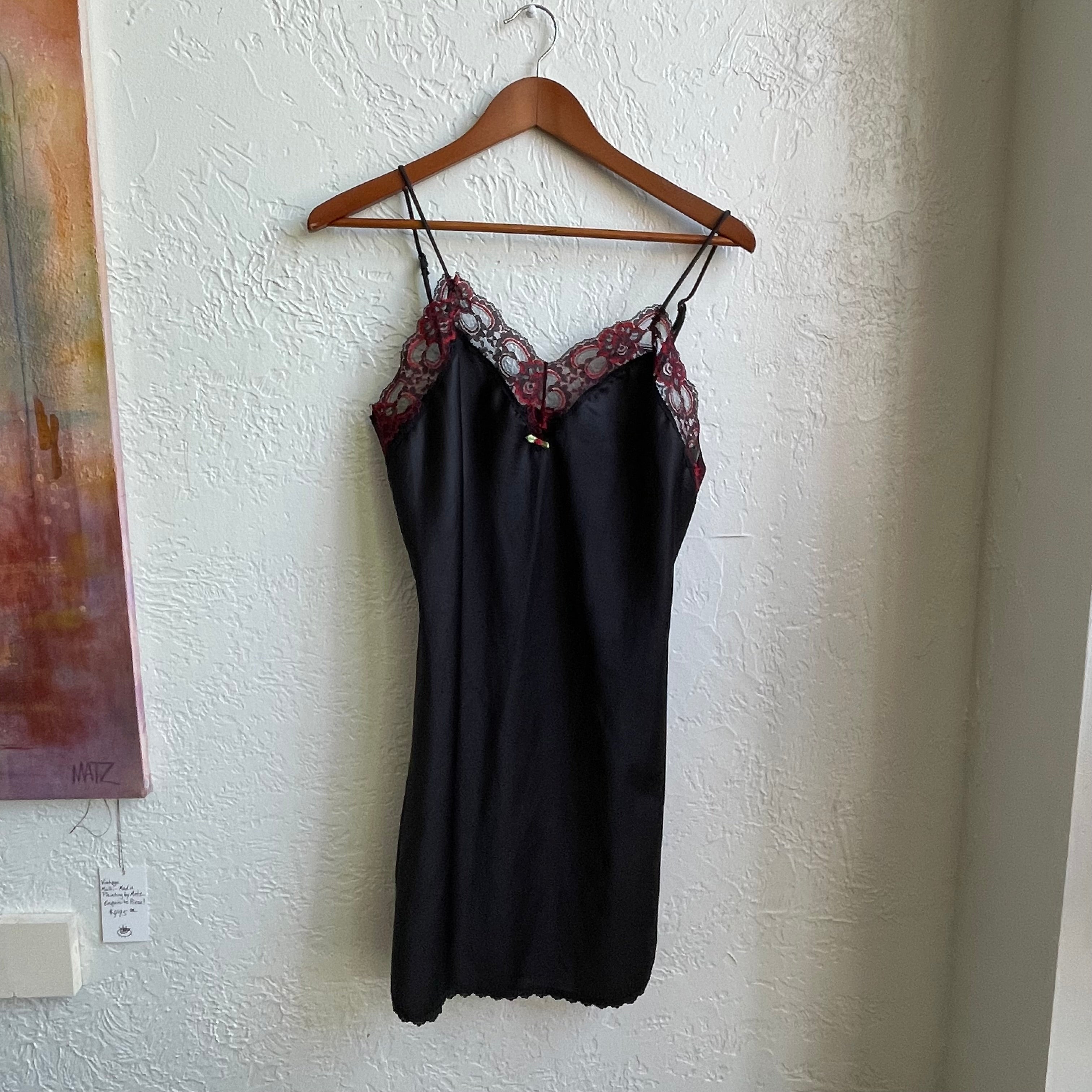 Red & Black Lace Dress | Medium