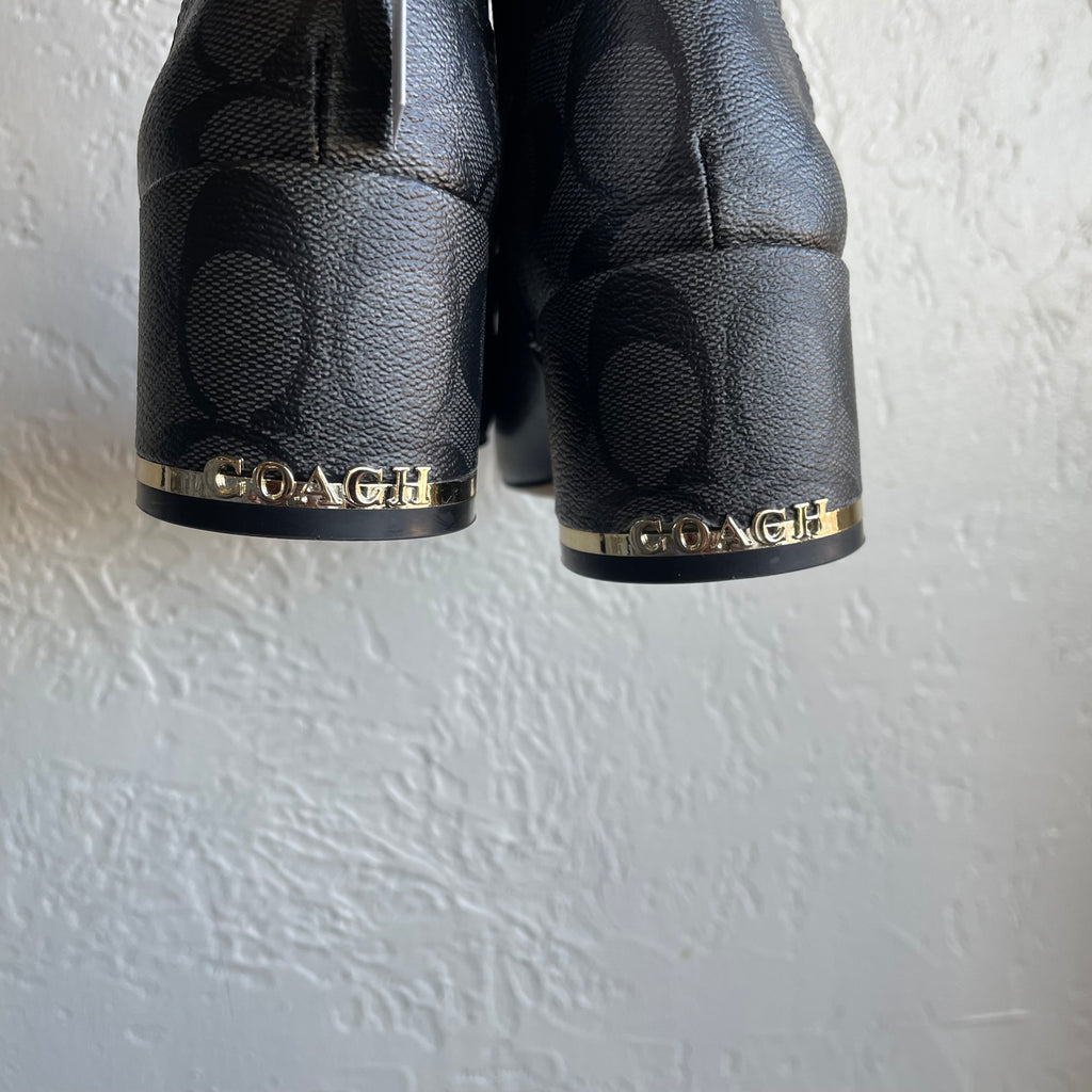 Coach Signature Nala Bootie | Size 7