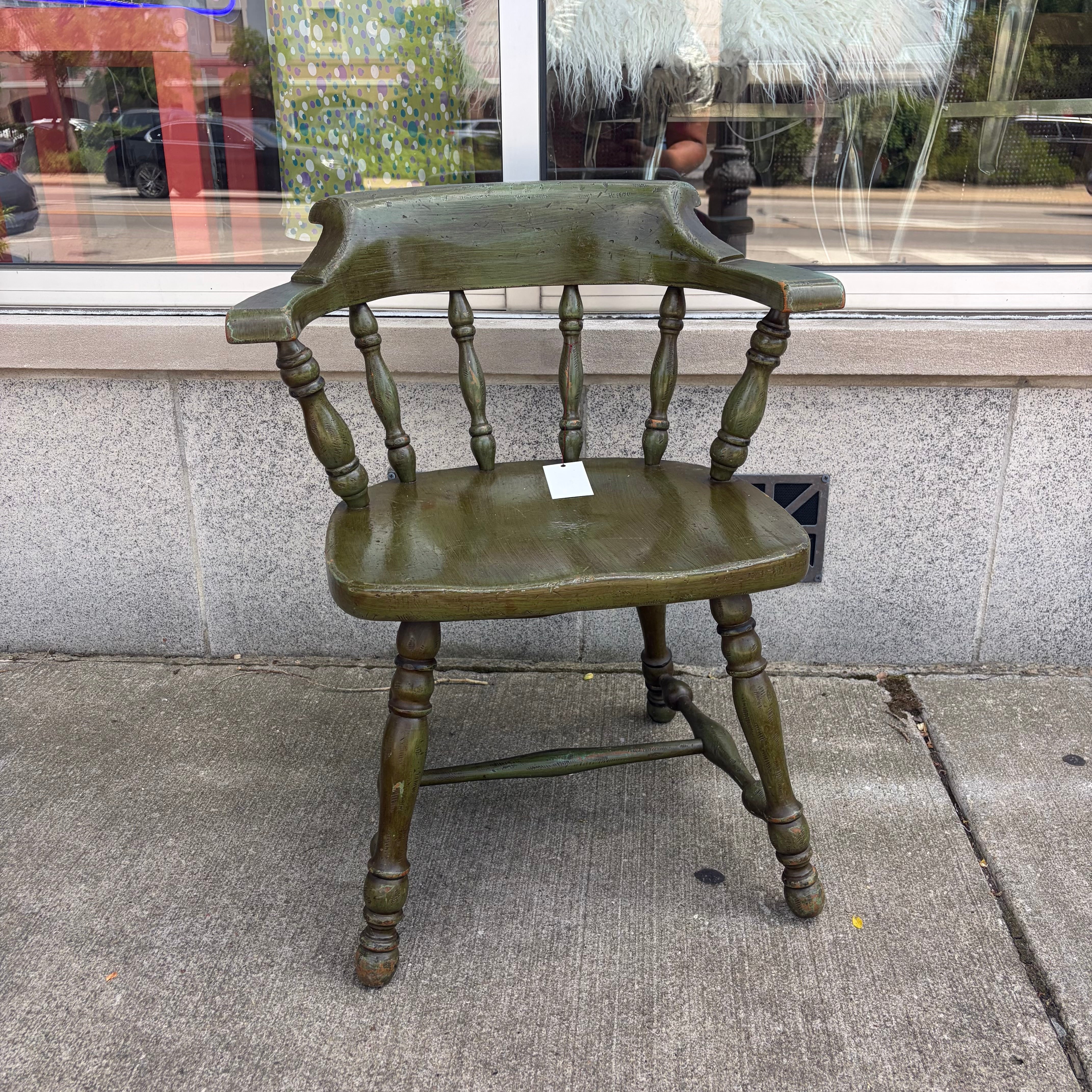 本日限り！ETHAN ALLENダイニングチェア Ethan Allen Green Antiqued Pine Captain Dining Chair 1980s