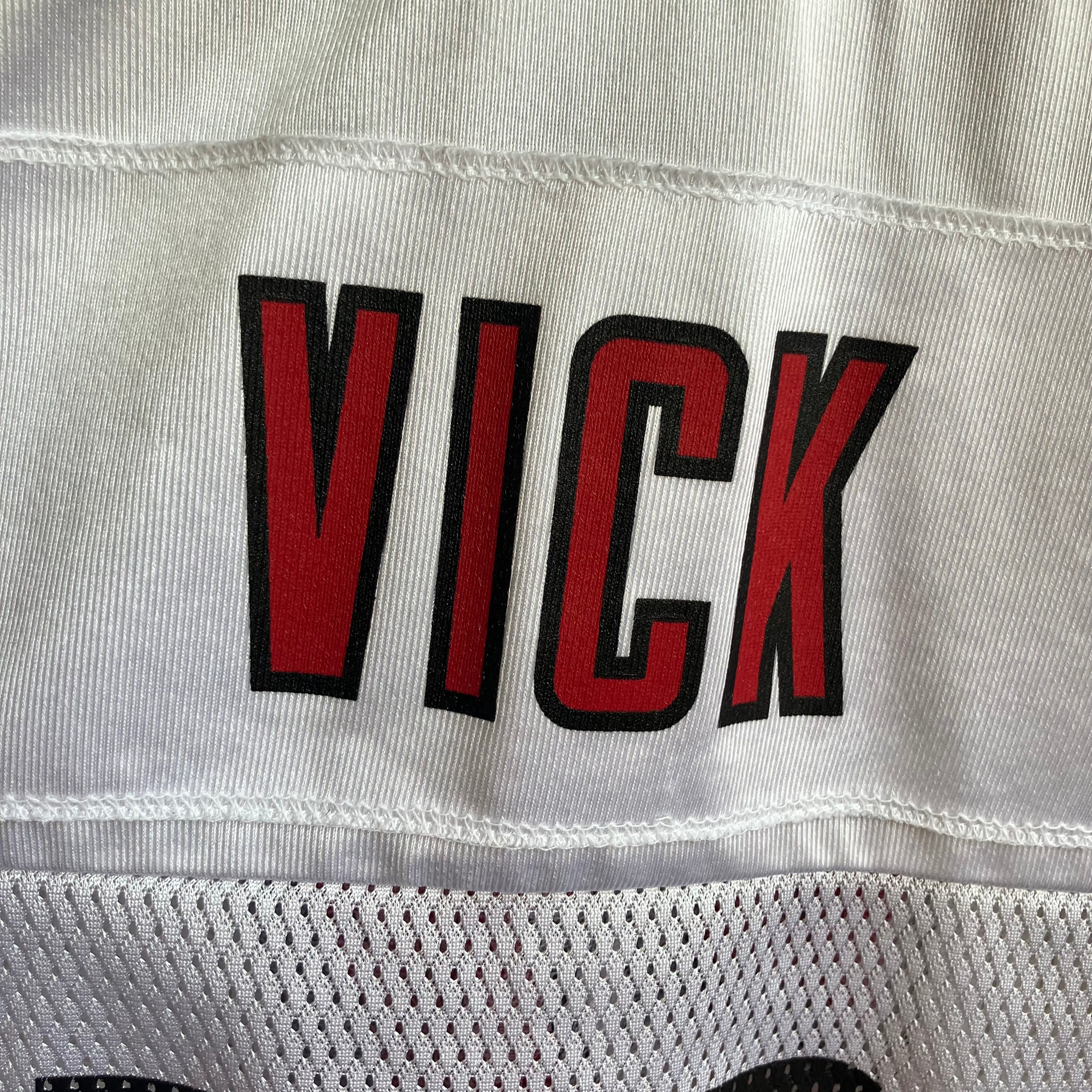 White Michael Vick Falcons Jersey | Size M