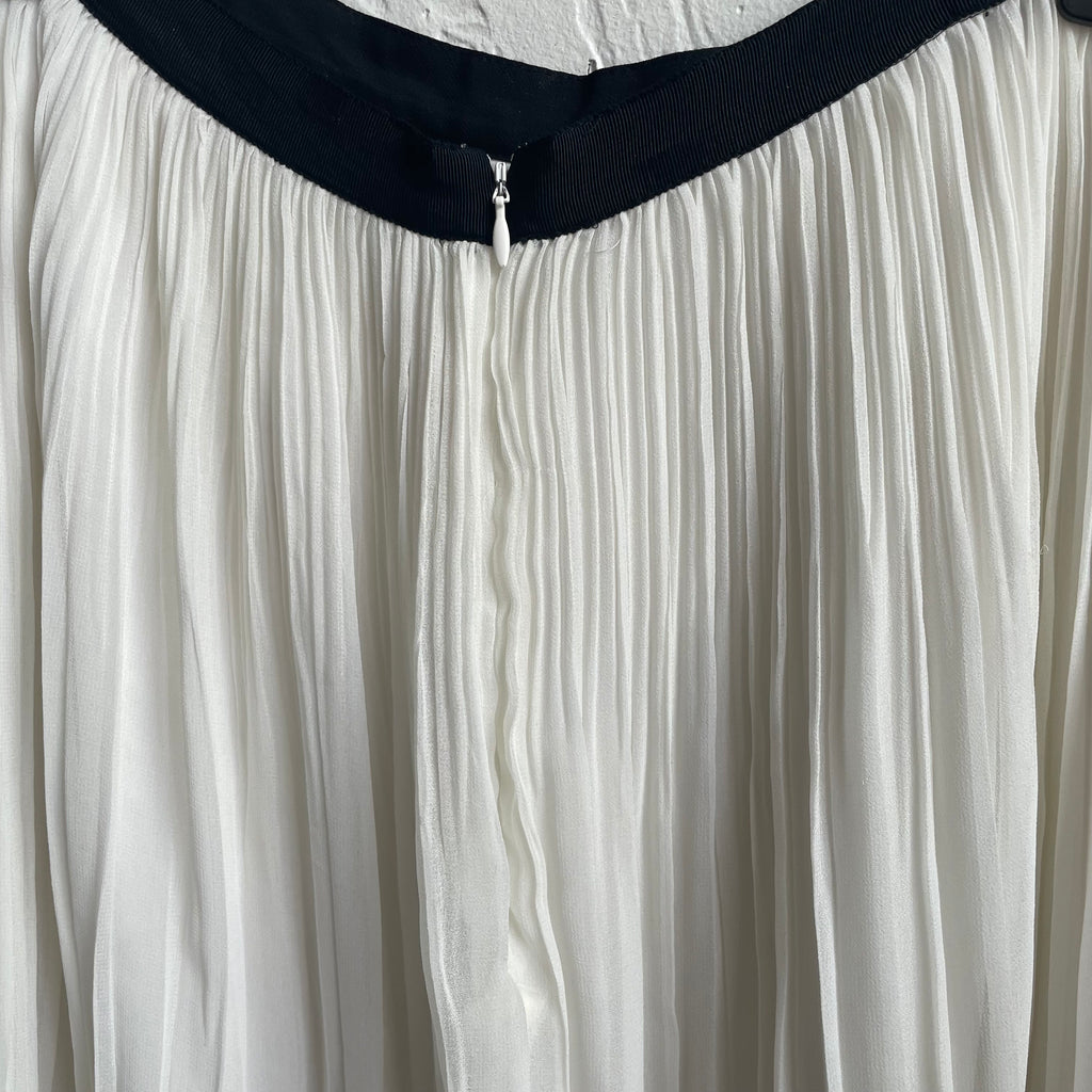 White Pleated Chiffon Skirt | Medium