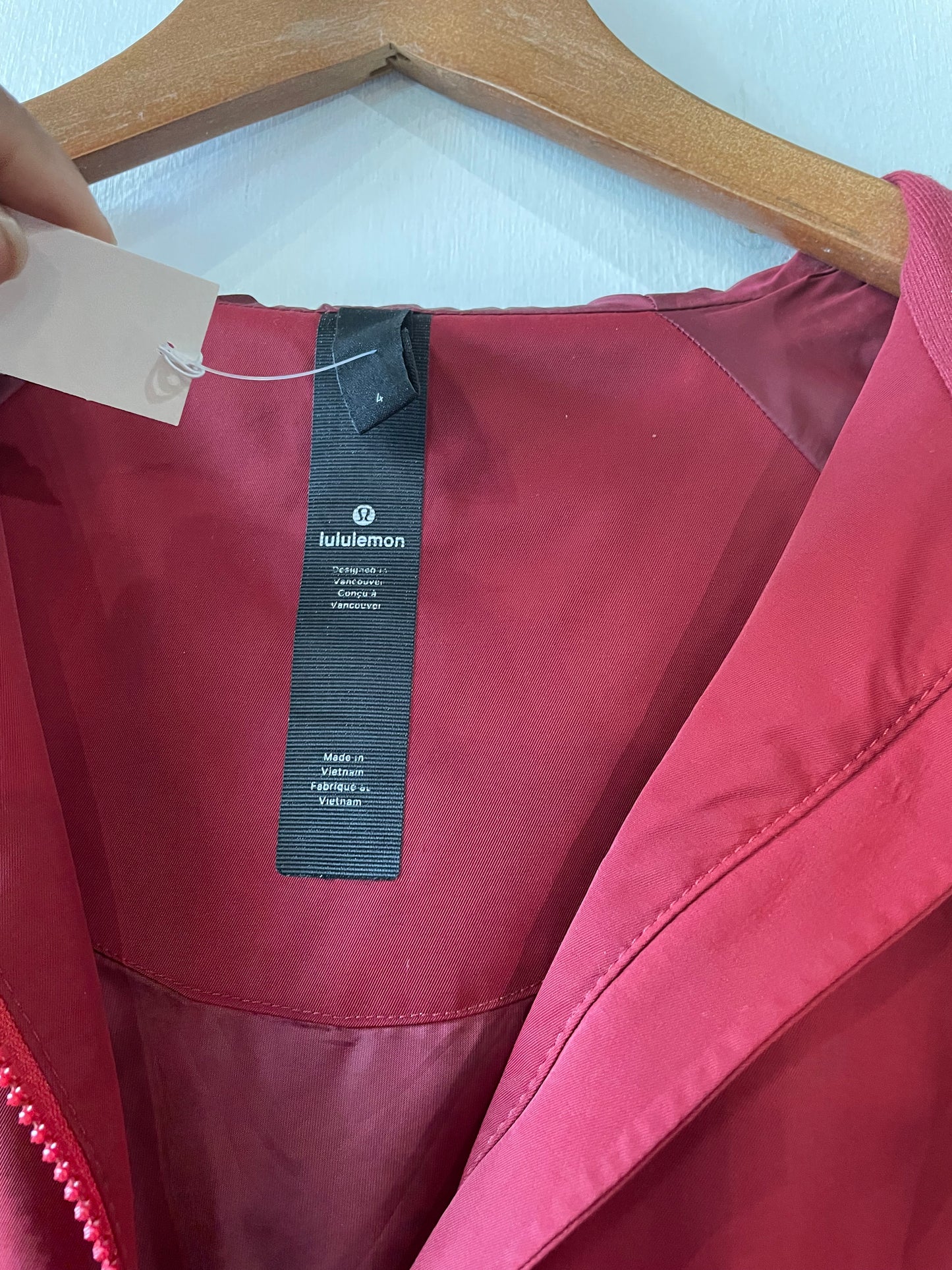 Lululemon Rain For Daze Jacket • Size 4