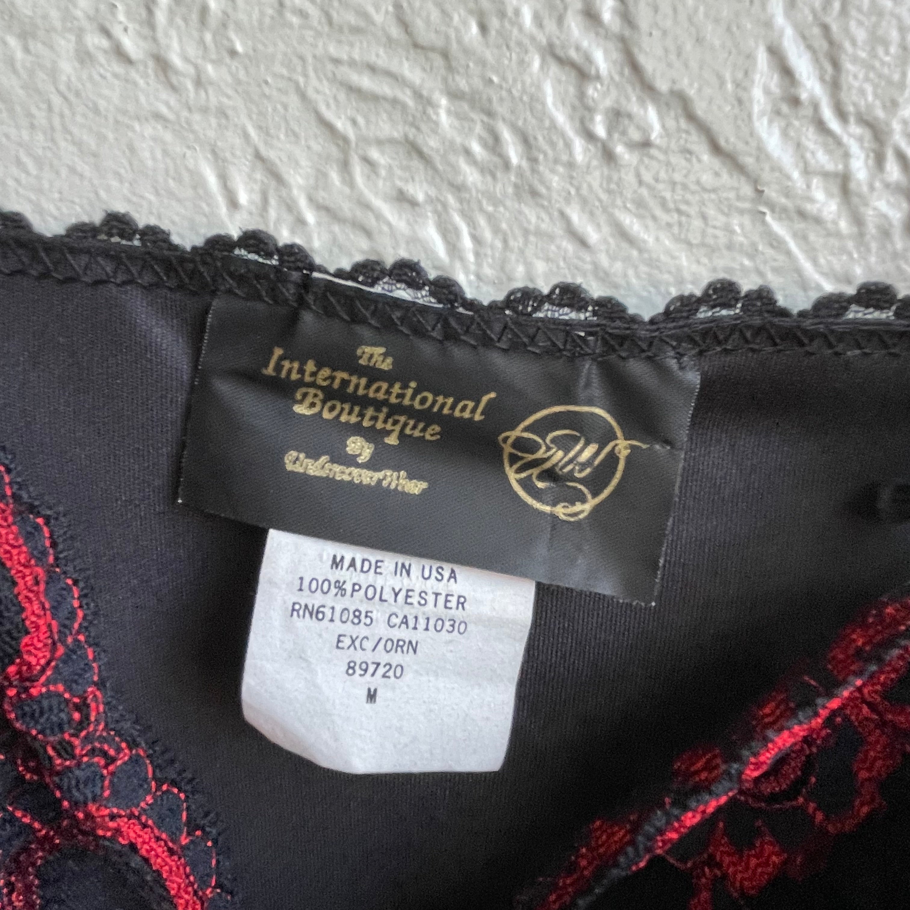 Red & Black Lace Dress | Medium