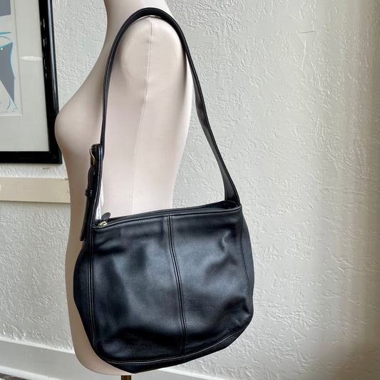 Coach Black Vintage Flatiron Zip #4174