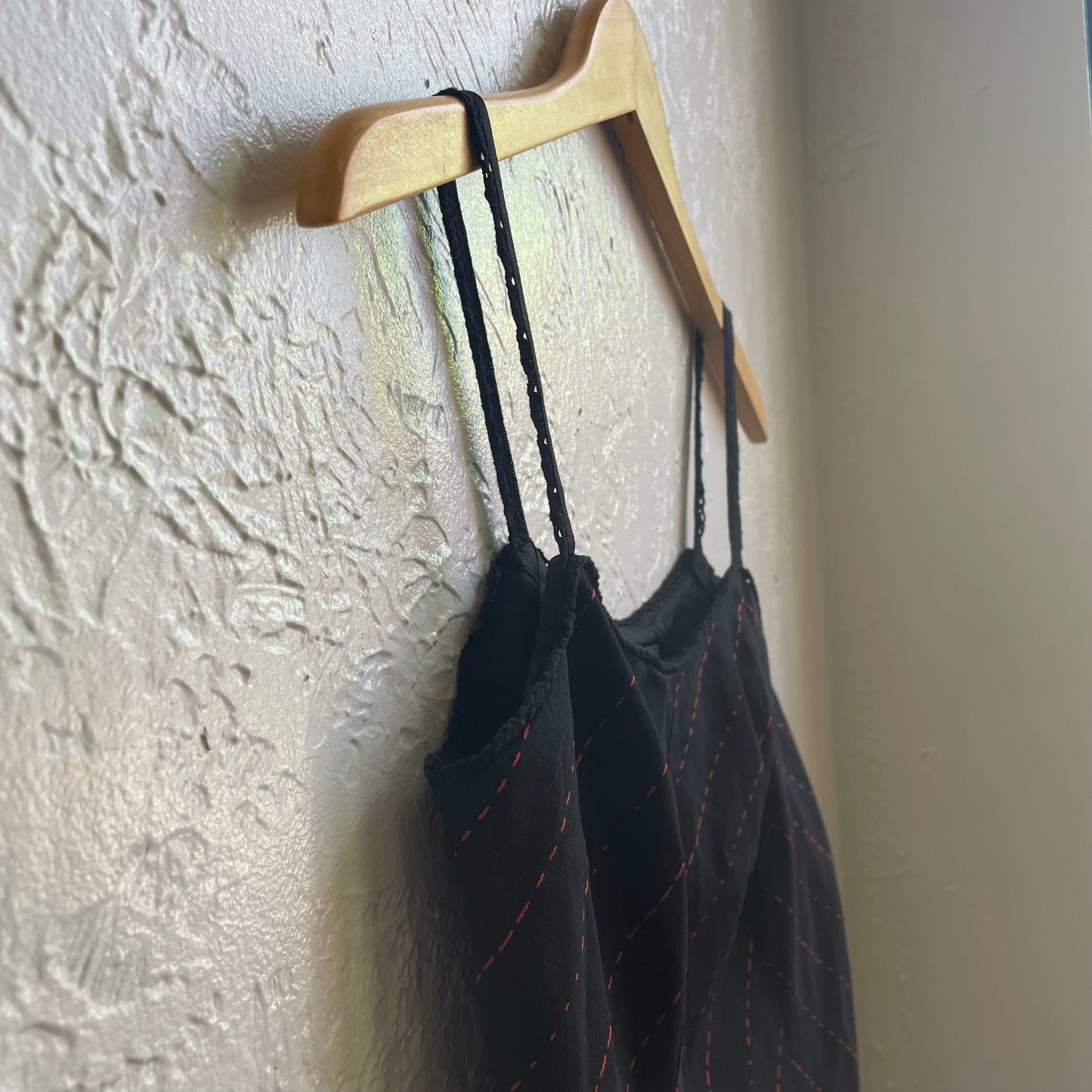 Black Red Striped Cropped Cami | Small