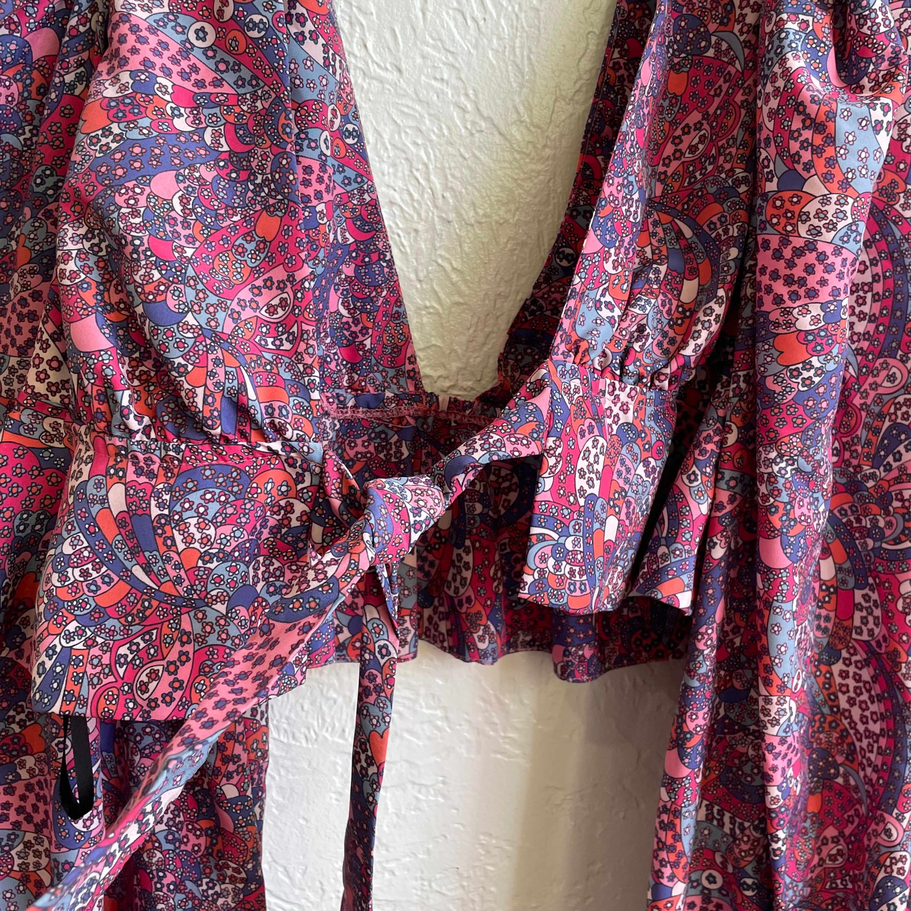 Paisley Ballon Sleeve Tie Top | Medium