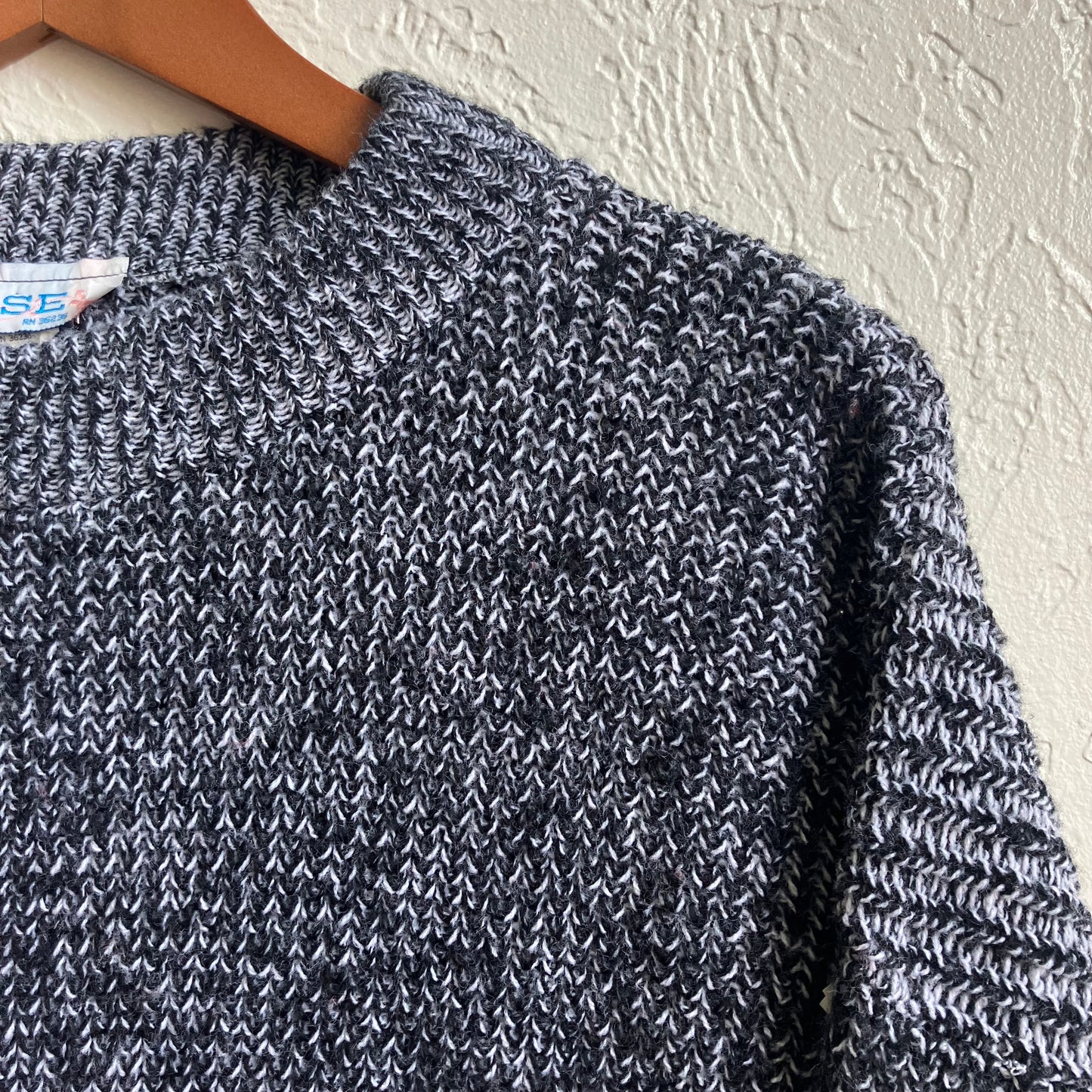 Vintage Knit Sweater Medium