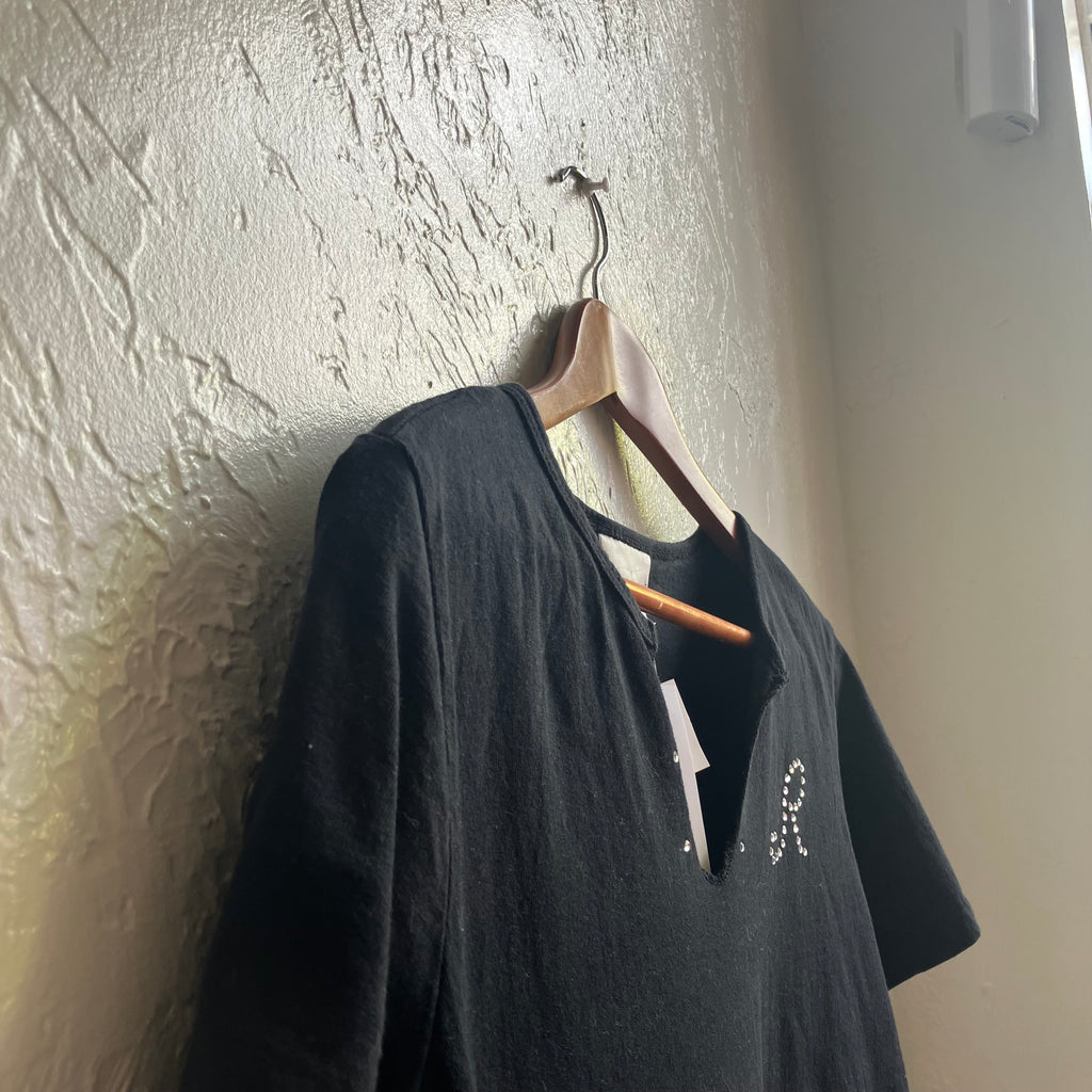 Black Rhinestone  V Neck | XL