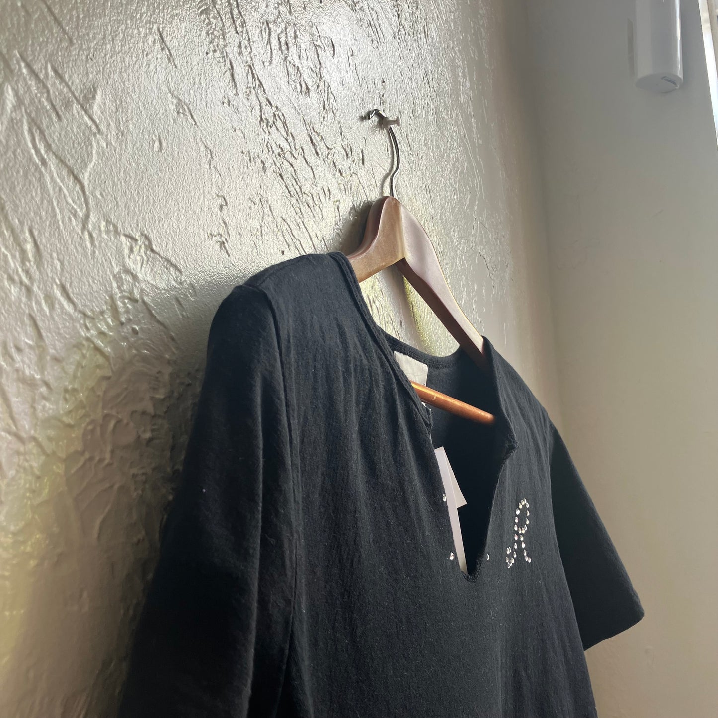 Black Rhinestone  V Neck | XL