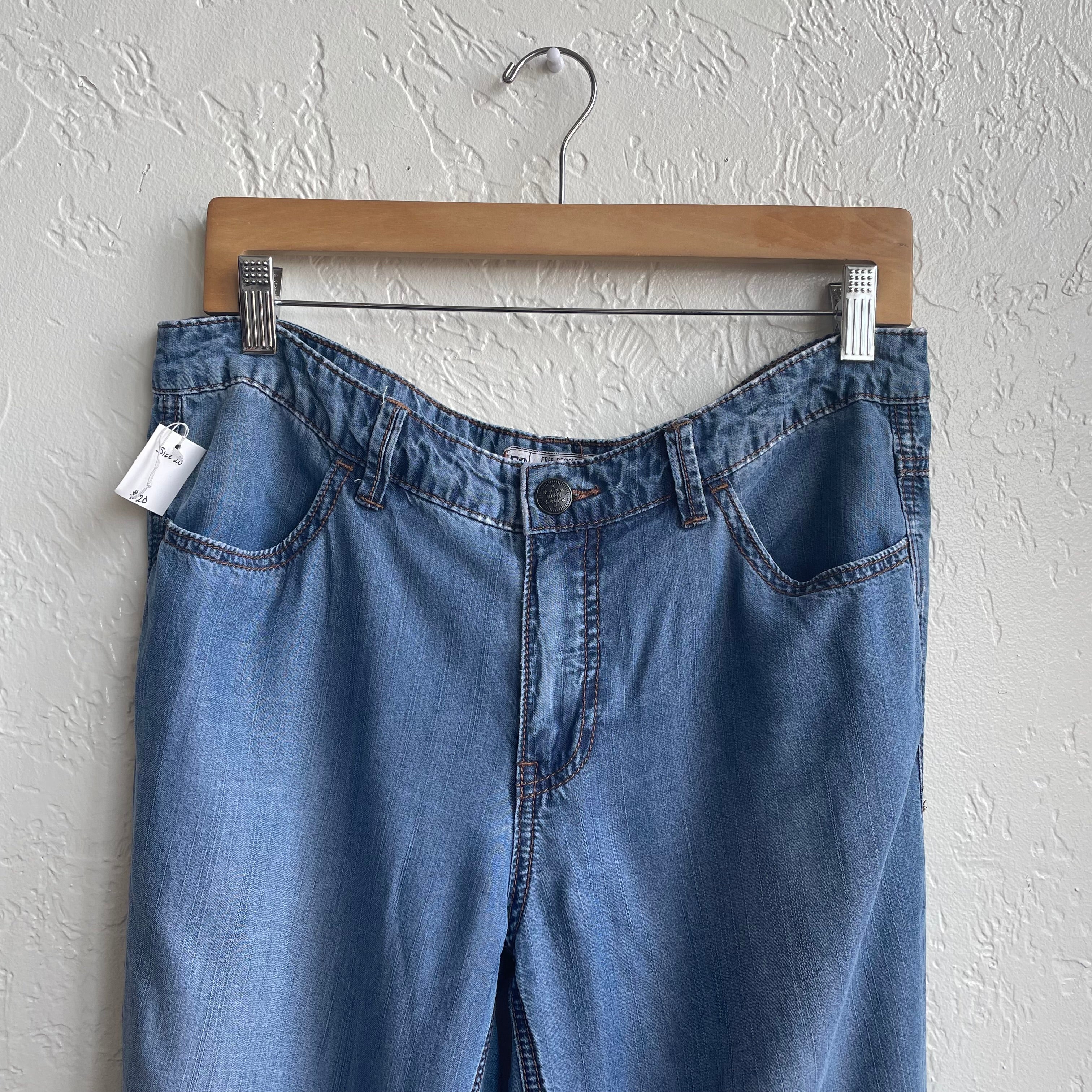 Free People Flare Light Weight Jeans | Size 28/6