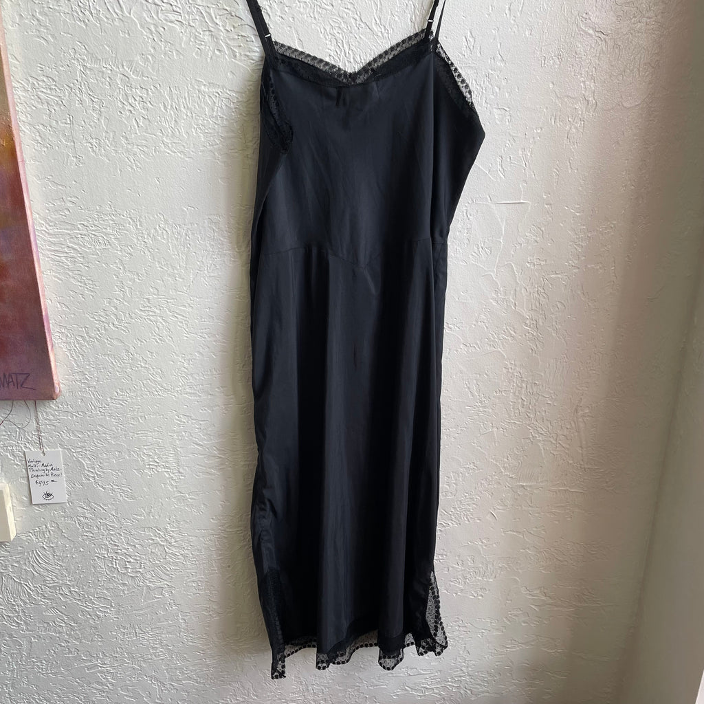 Black Embroidered Vintage Slip | Medium