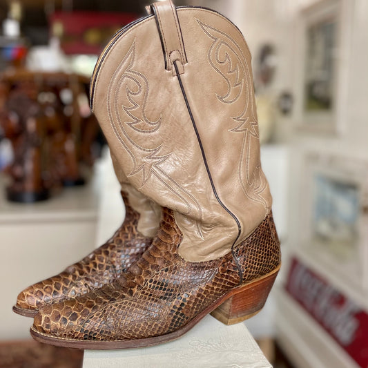 Brown Vintage Crocodile Cowboy Boots | Size 11